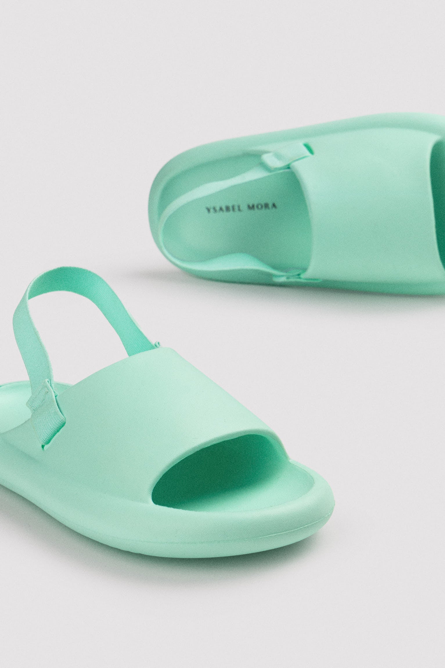 Chanclas infantiles verde - Ysabel Mora