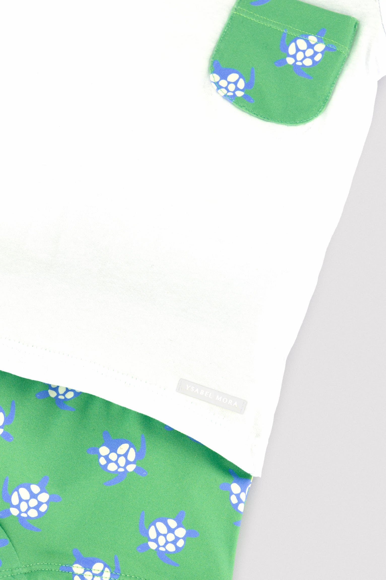 Conjunto camiseta y bañador bóxer bebé estampado tortugas