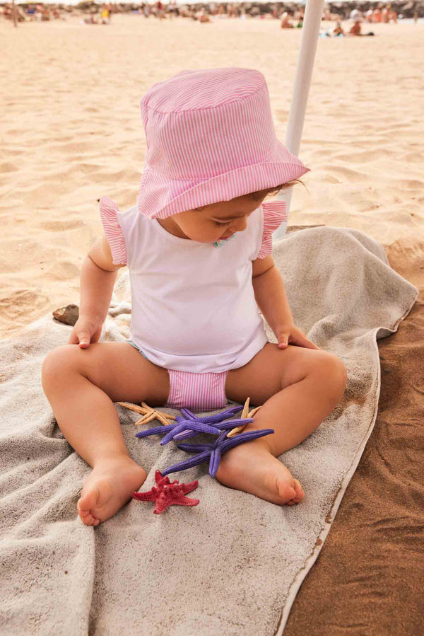 Camiseta bebé con culetín & gorro de playa rayas rosa