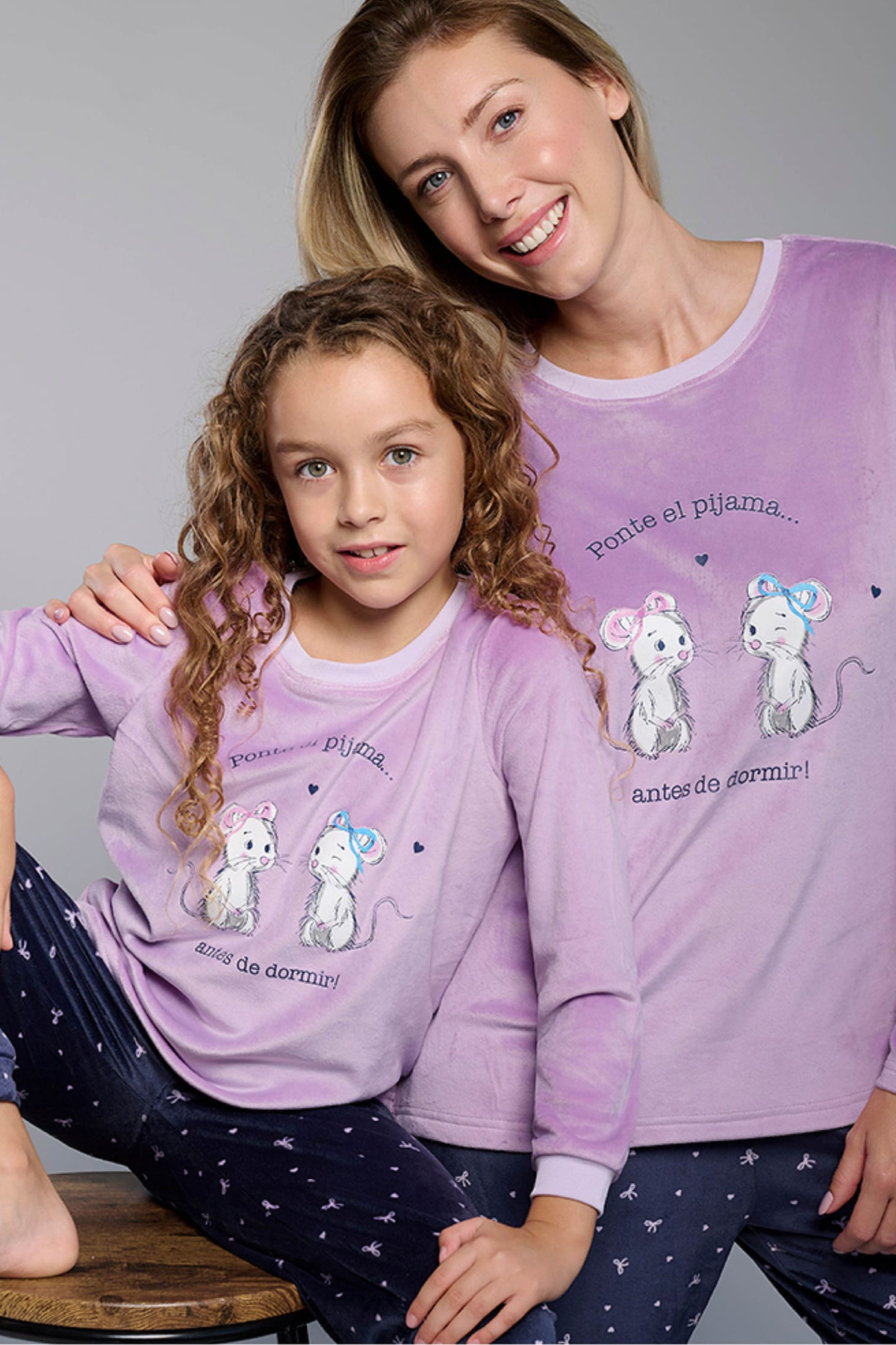Pijama largo niña terciopelo estampado ratitas