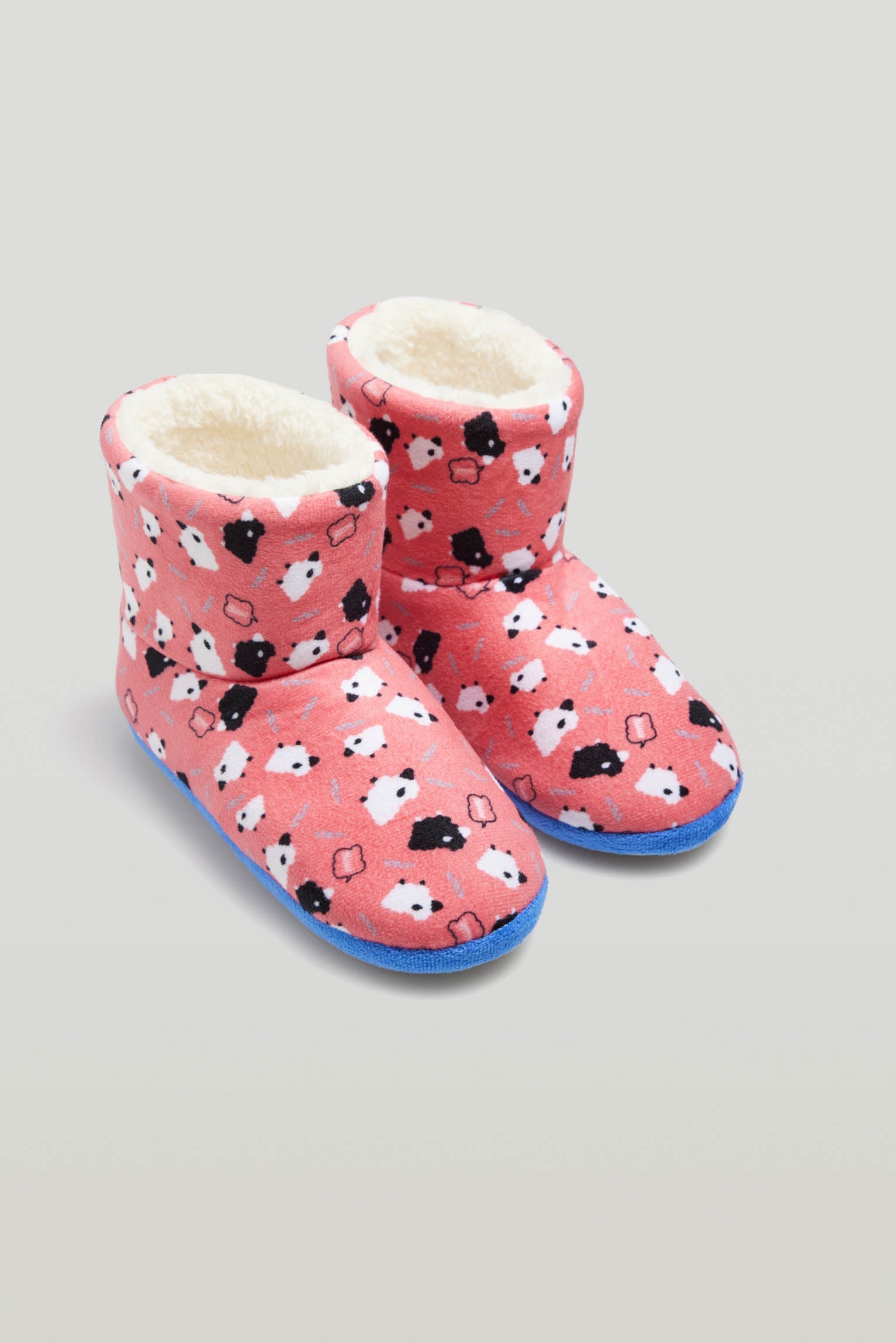 Botas de casa afelpadas ovejas - Ysabel Mora