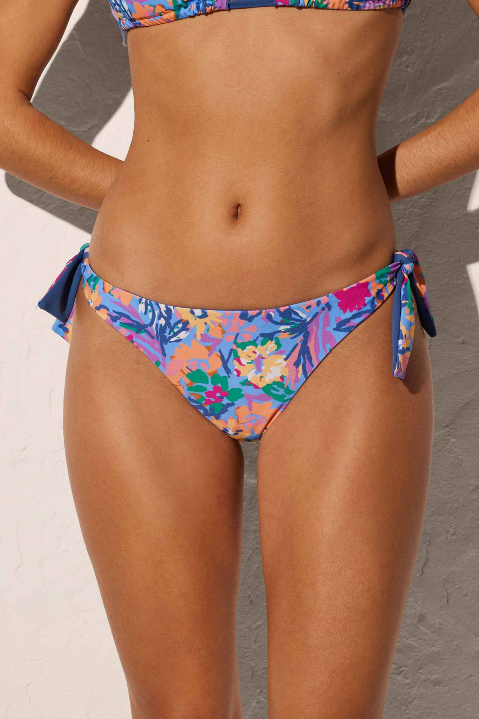Braga bikini brasilena reversible anudada