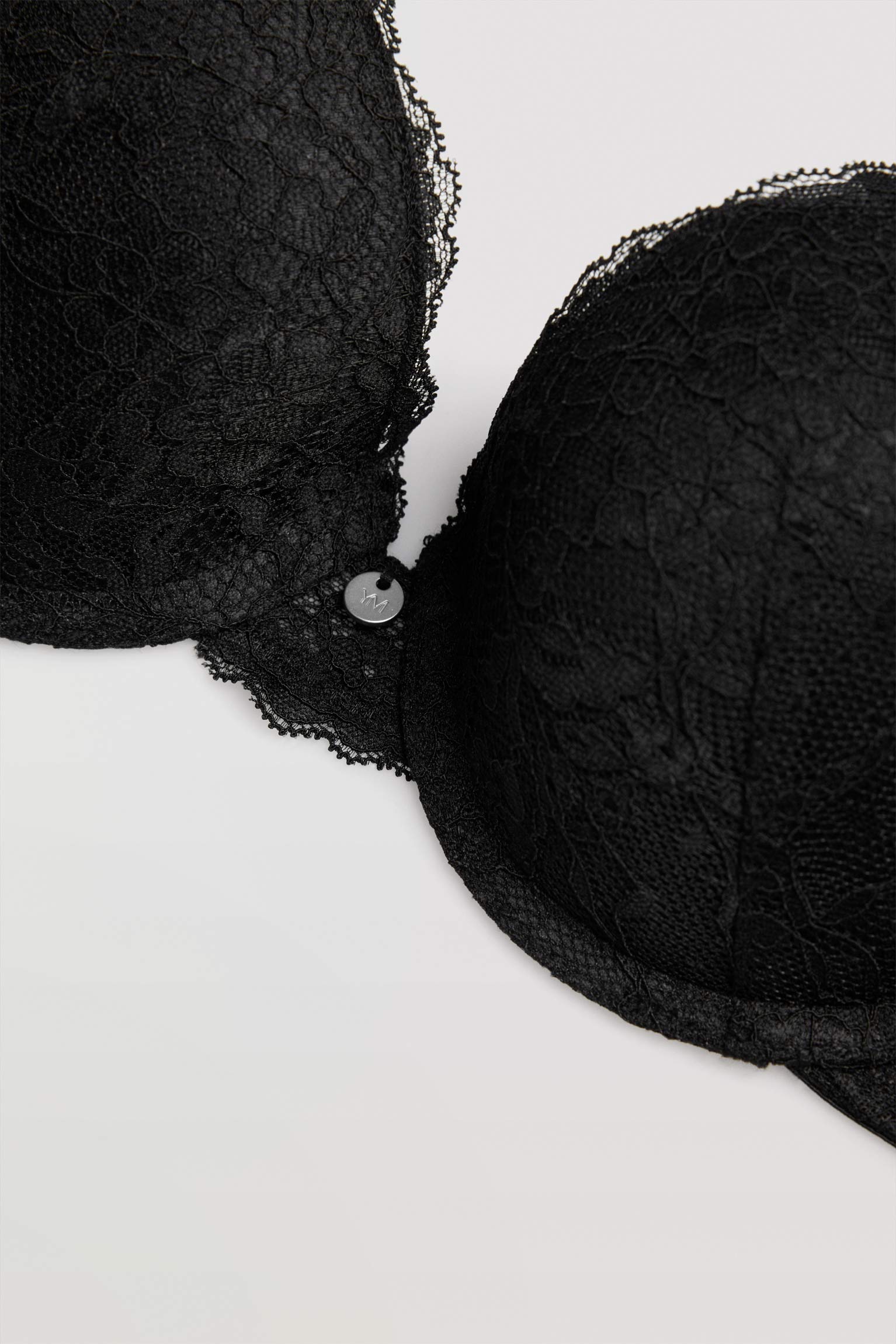 Sujetador push up & braga brasileña lencera negra