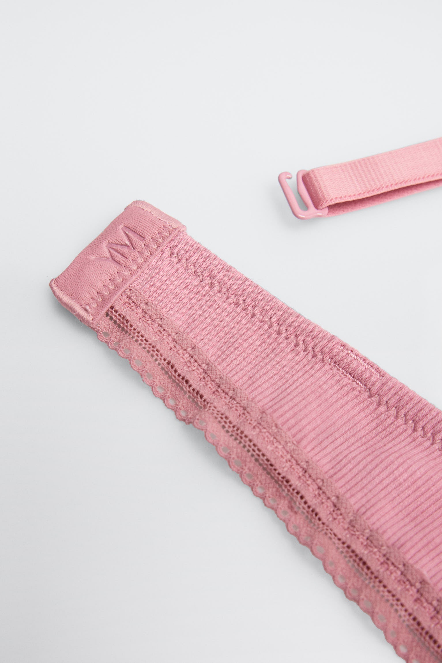 10759-8-sujetador-push-up-canale-con-encaje-rosa