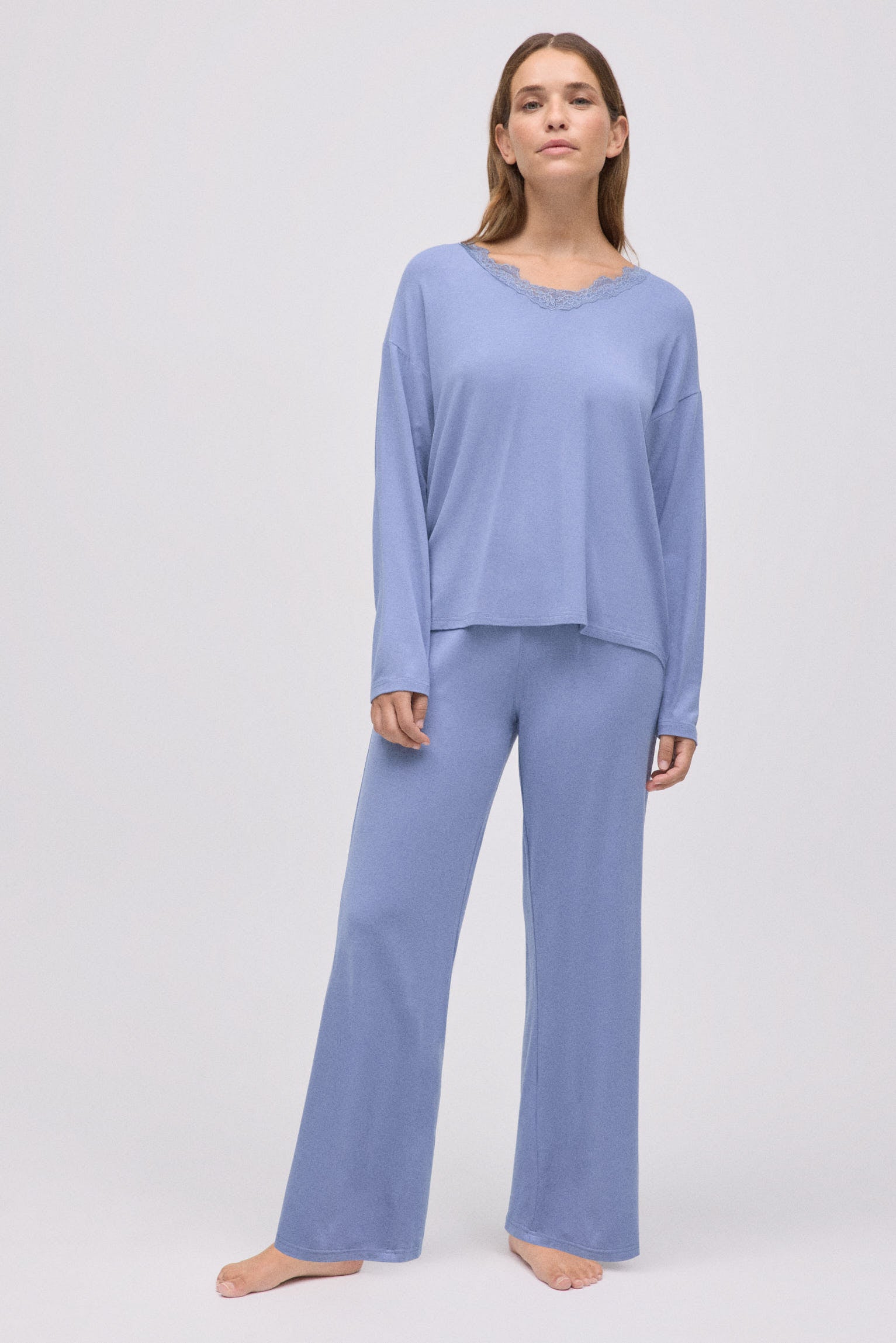 10773-1-pijama-largo-extra-suave-de-modal-ancho-azul