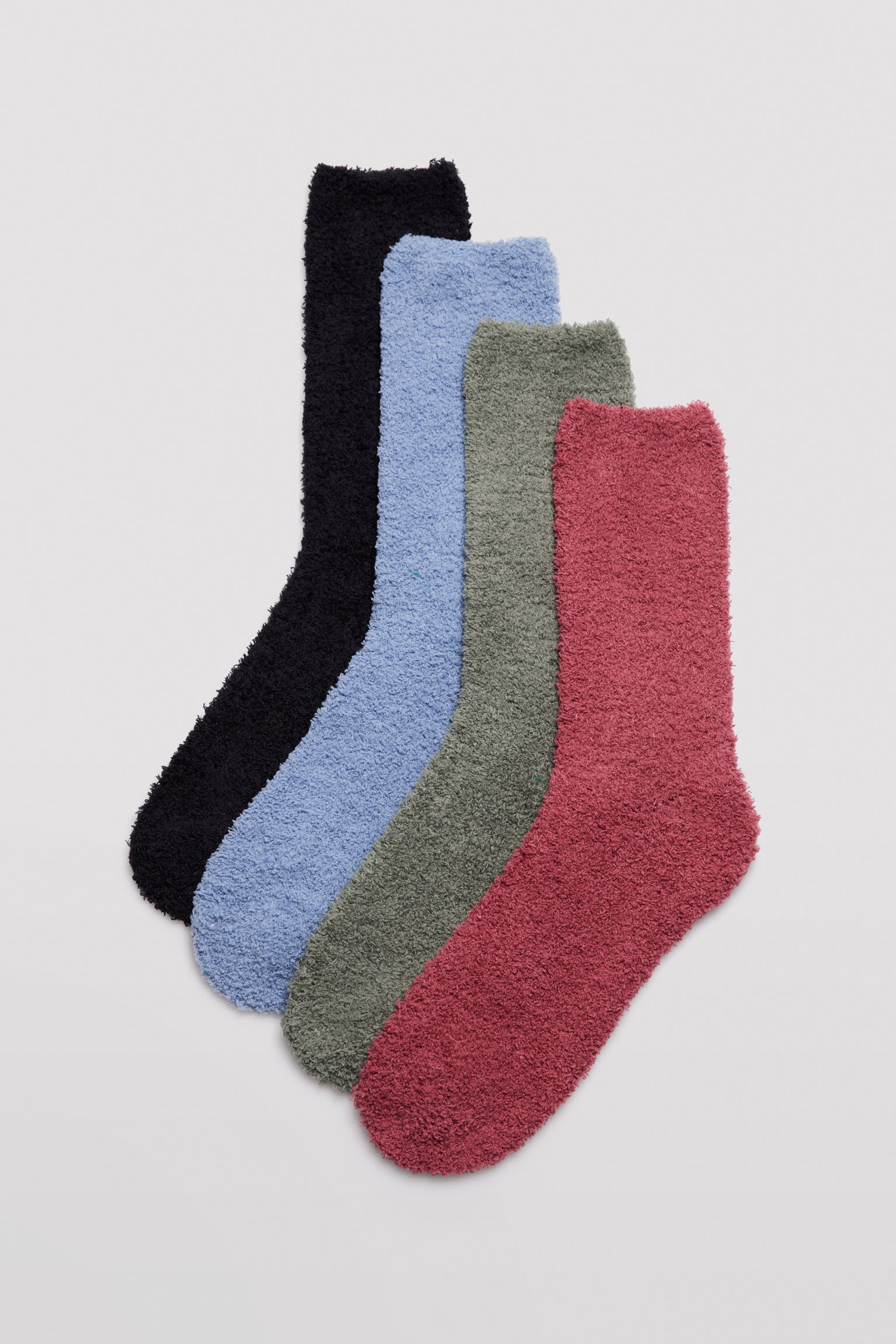 Pack of 4 Women's Extra Soft Non-Slip Flannel Socks