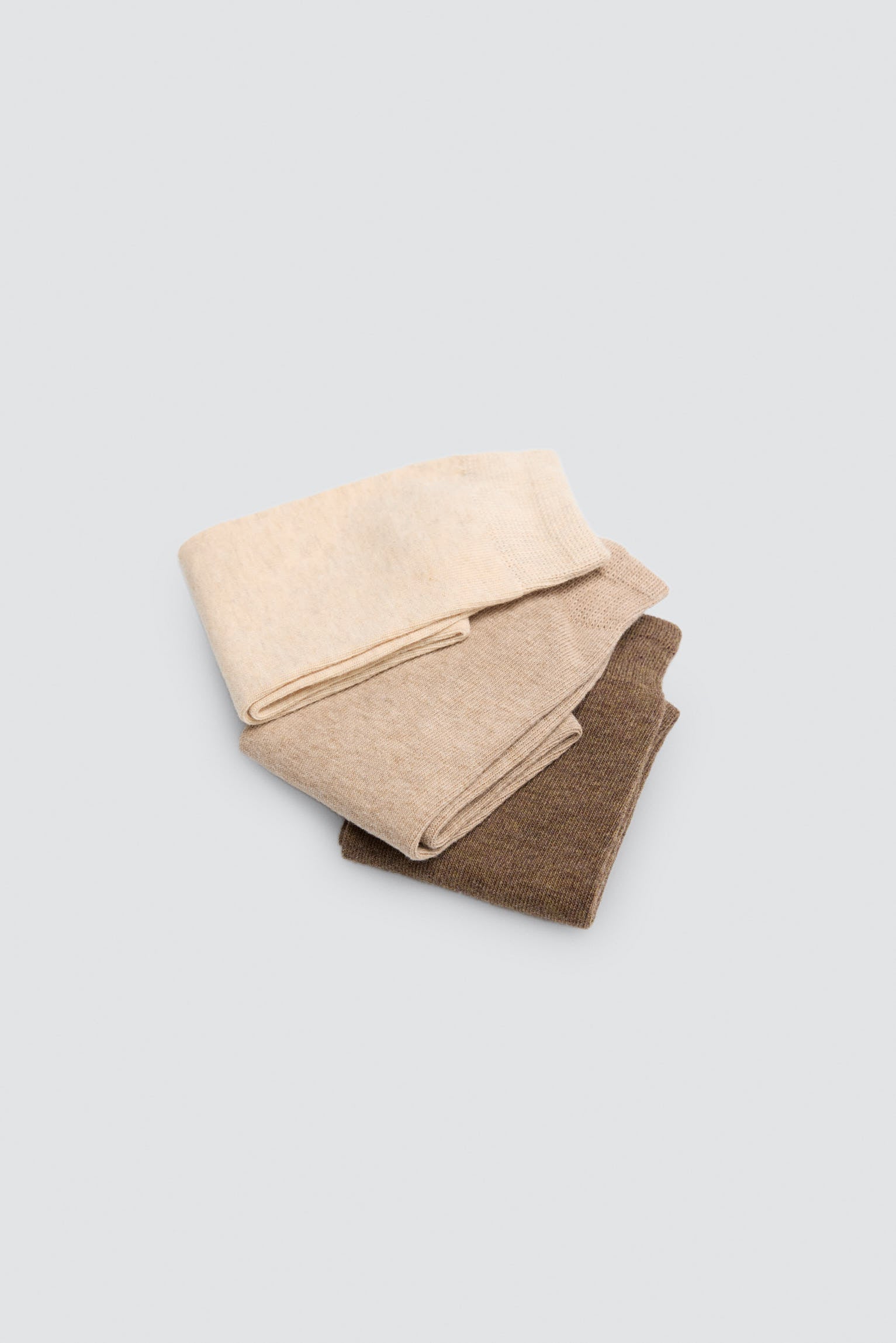 12725-pack-de-3-calcetines-mujer-tonos-tendencia-beige-marrones