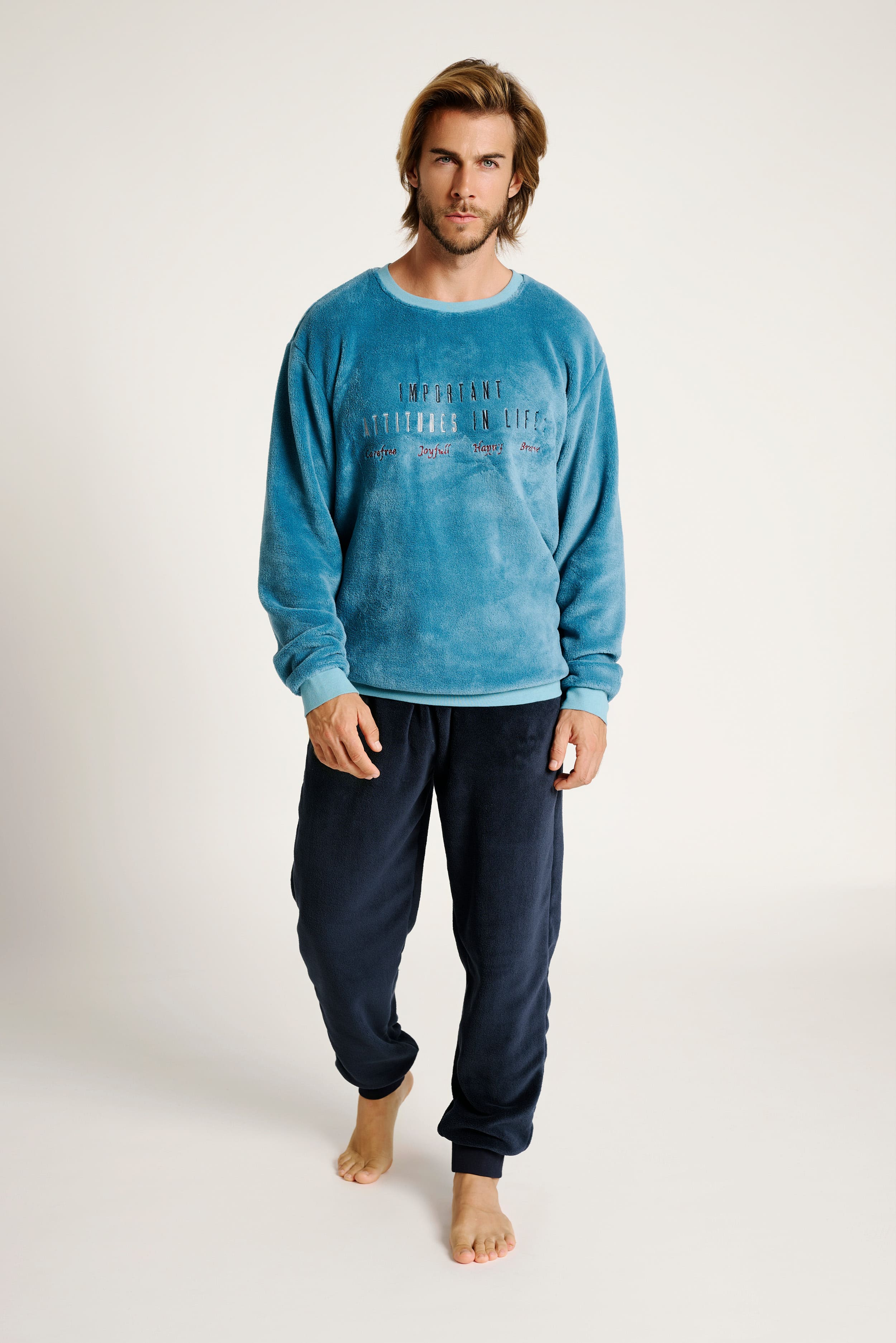 13011006-1-pijama-hombre-mensaje-bordado