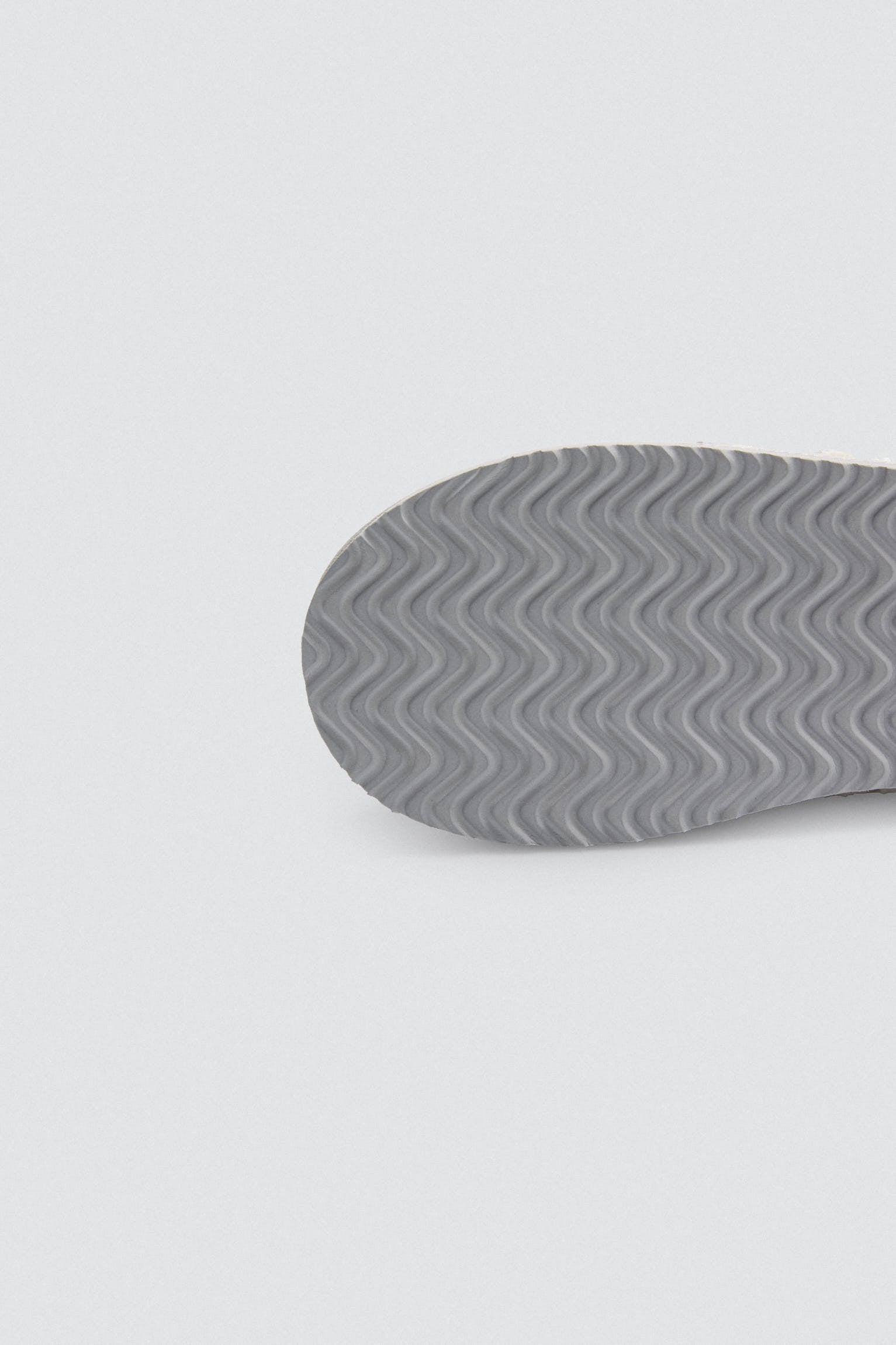 14146-5-zapatillas-casa-estampado-etnico-gris
