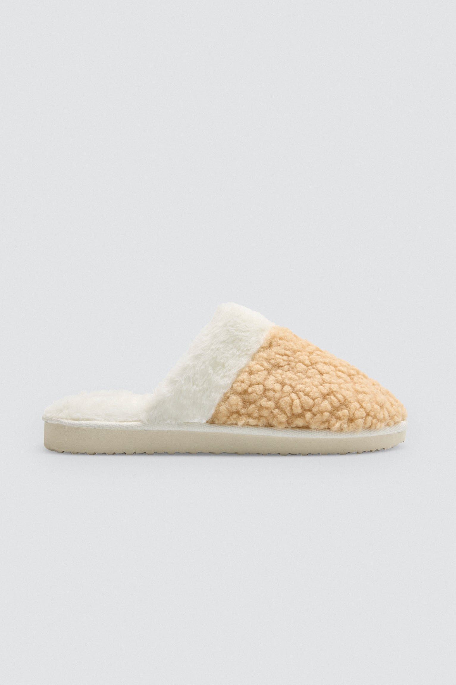 14150-1-zapatillas-de-casa-con-pelo-y-borreguito