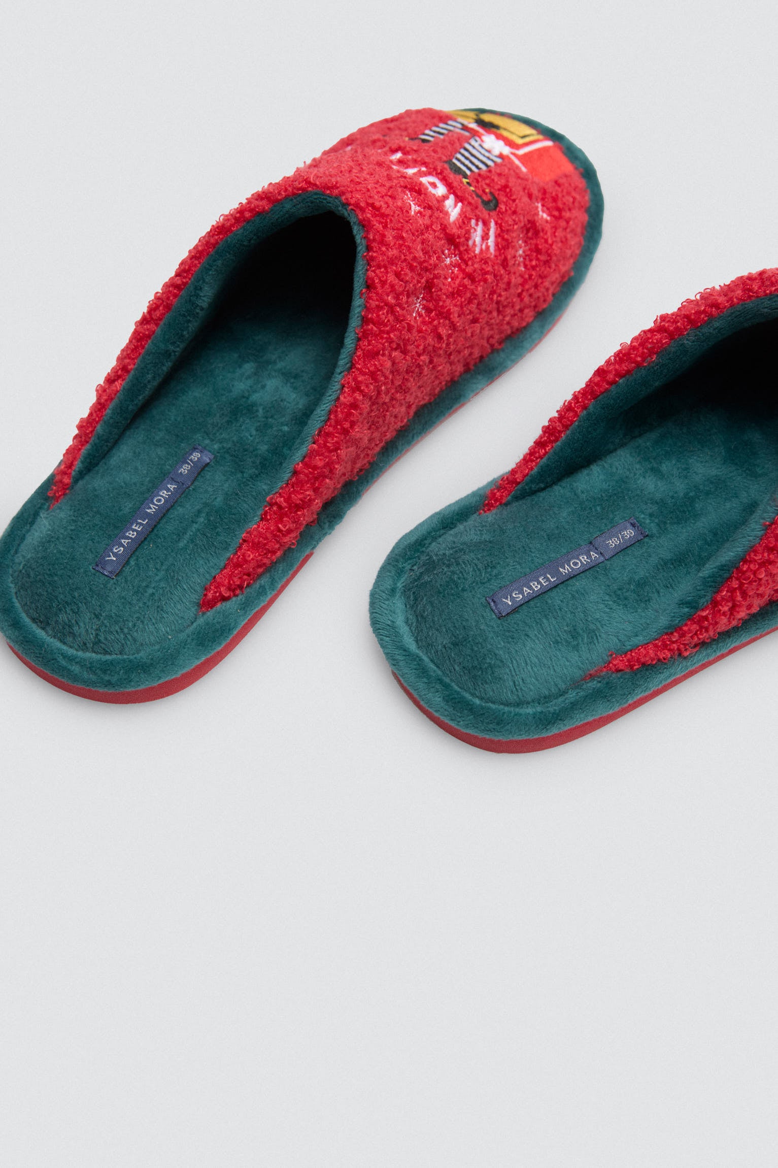 14169-4-zapatillas-casa-mujer-navidad-i'm-not-a-santa-ysabel-mora