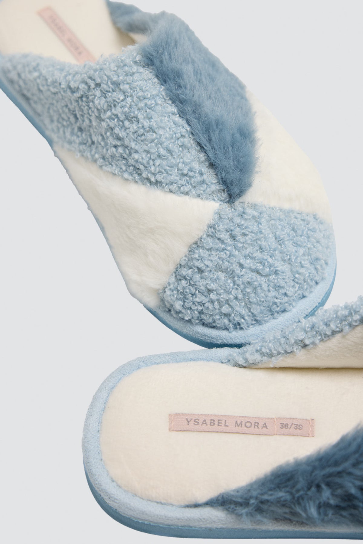 14190-zapatillas-de-casa-mujer-con-pelo-y-bordado-marrones