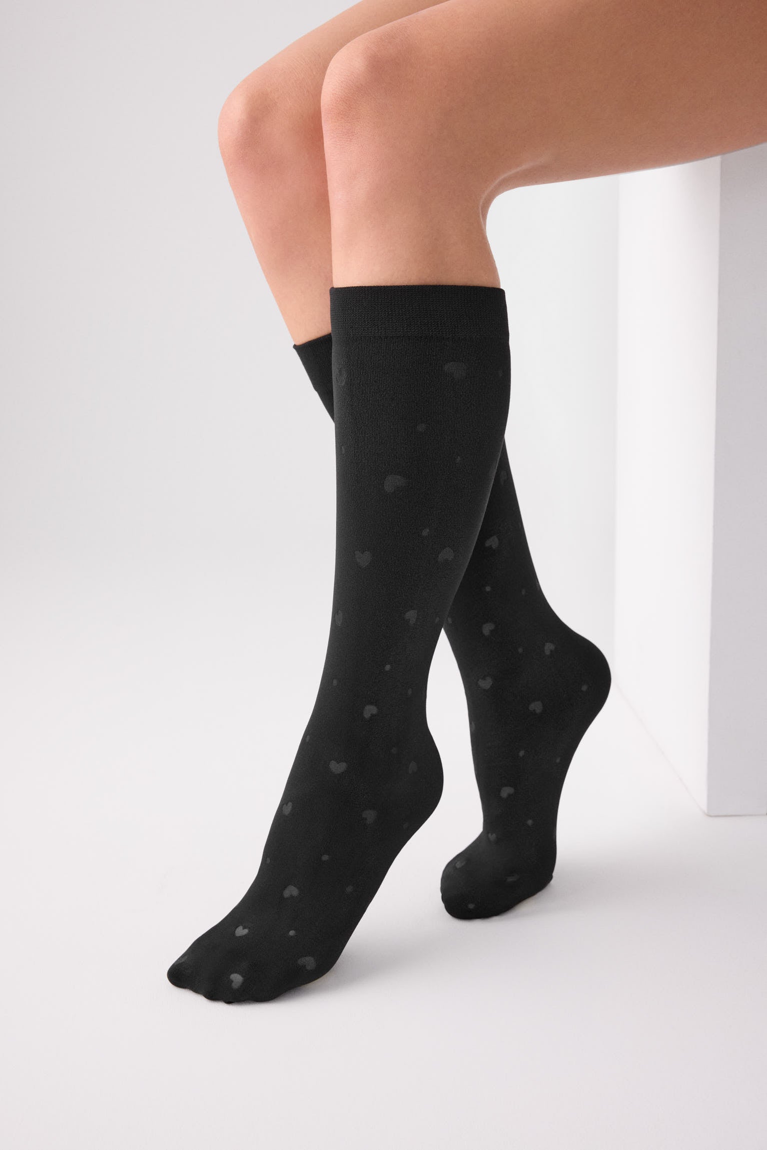 15134-NEGRO-medias-hasta-la-rodilla-termicas-corazones-140-denier-negro
