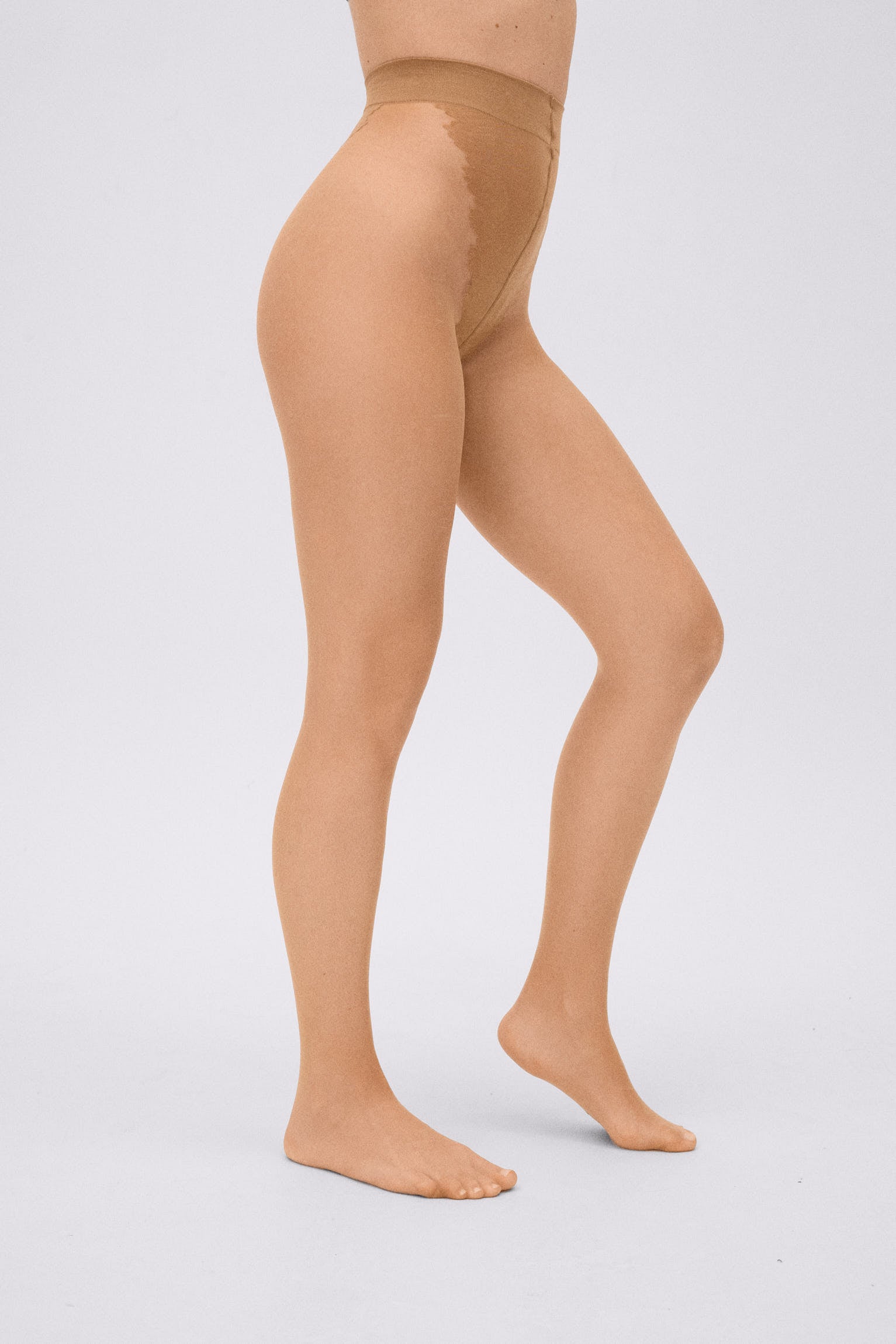 Panty irrompible 10 denier marrón