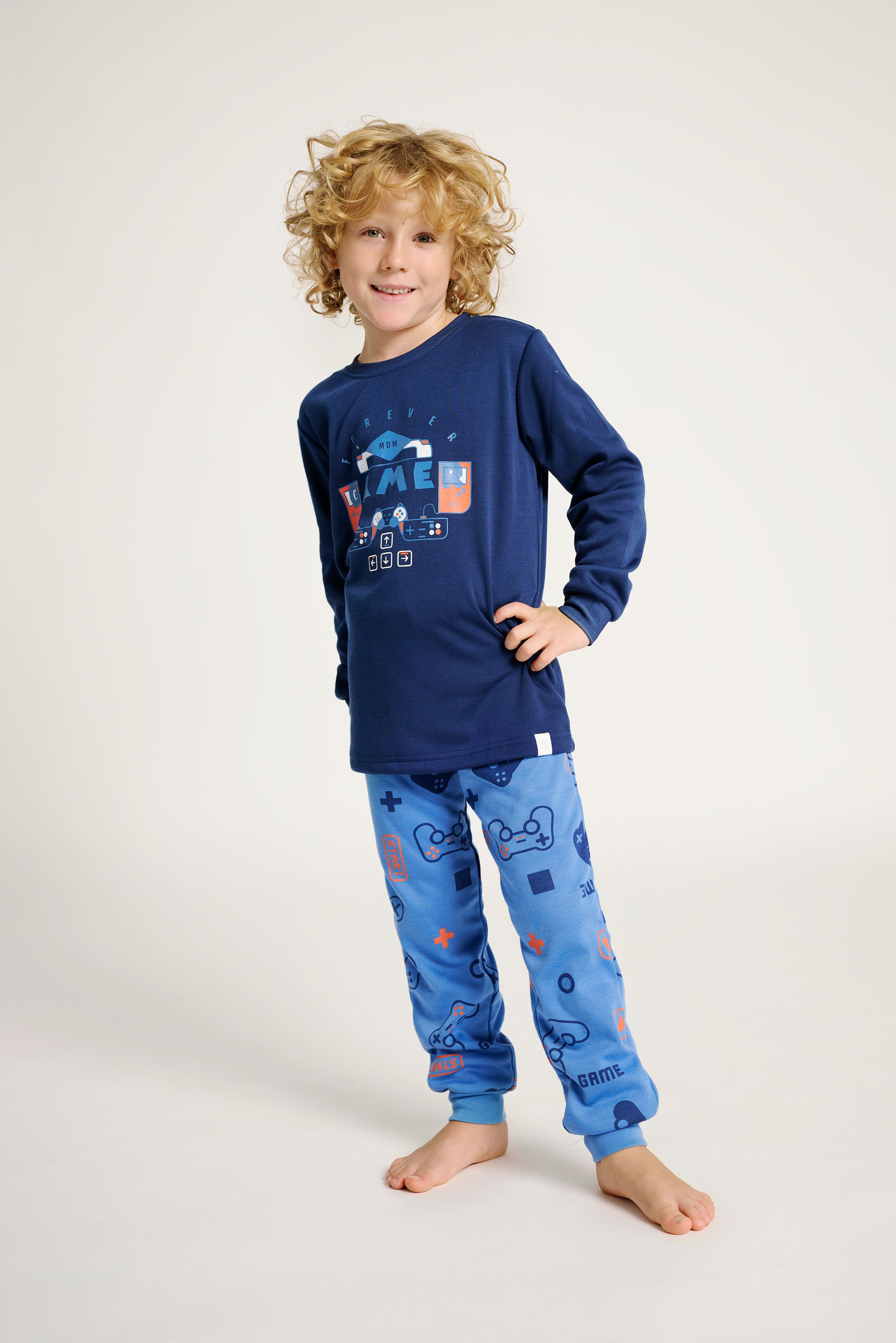 17011000-1-pijama-infantil-estampado-gamer