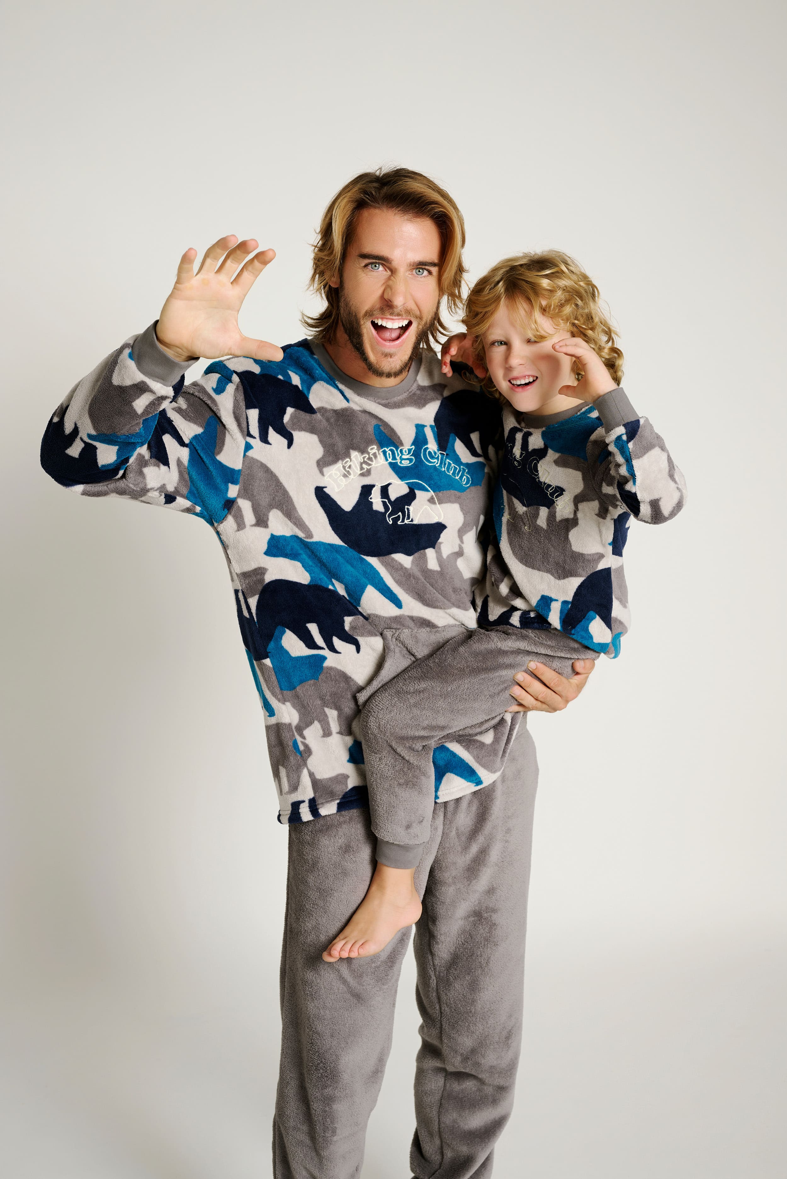 19011003-2-pijama-juvenil-terciopelo-estampado-osos