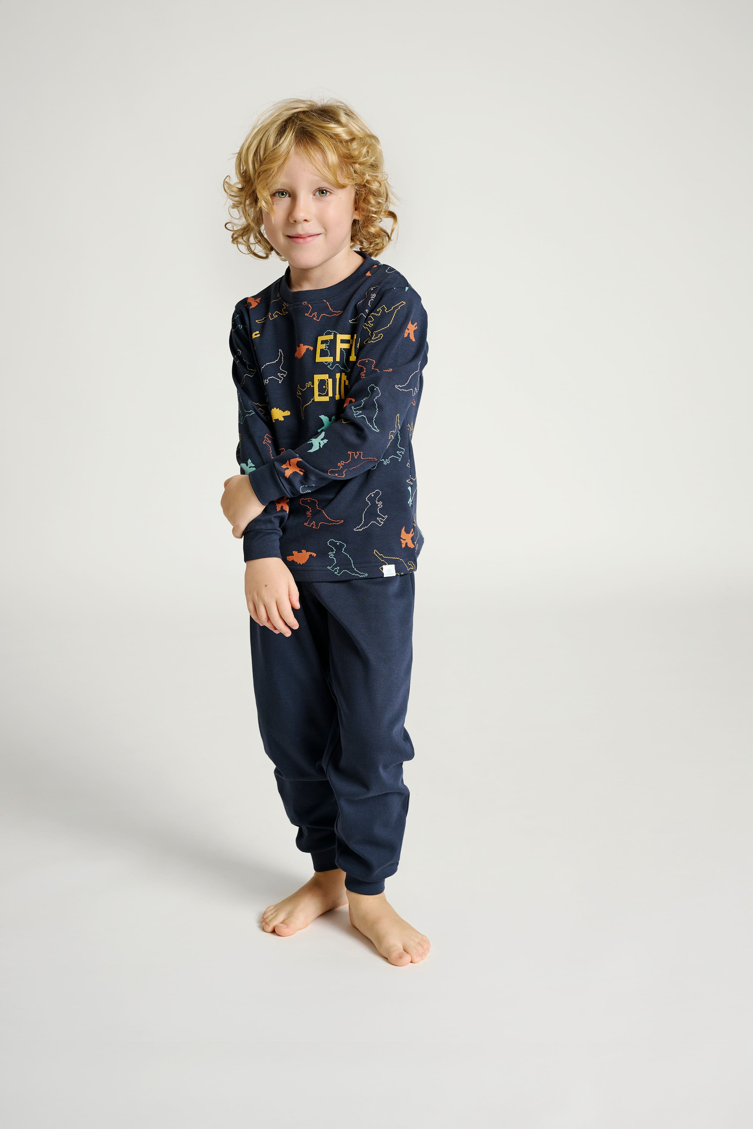 19011009-1-pijama-juvenil-estampado-dinosaurios-marino