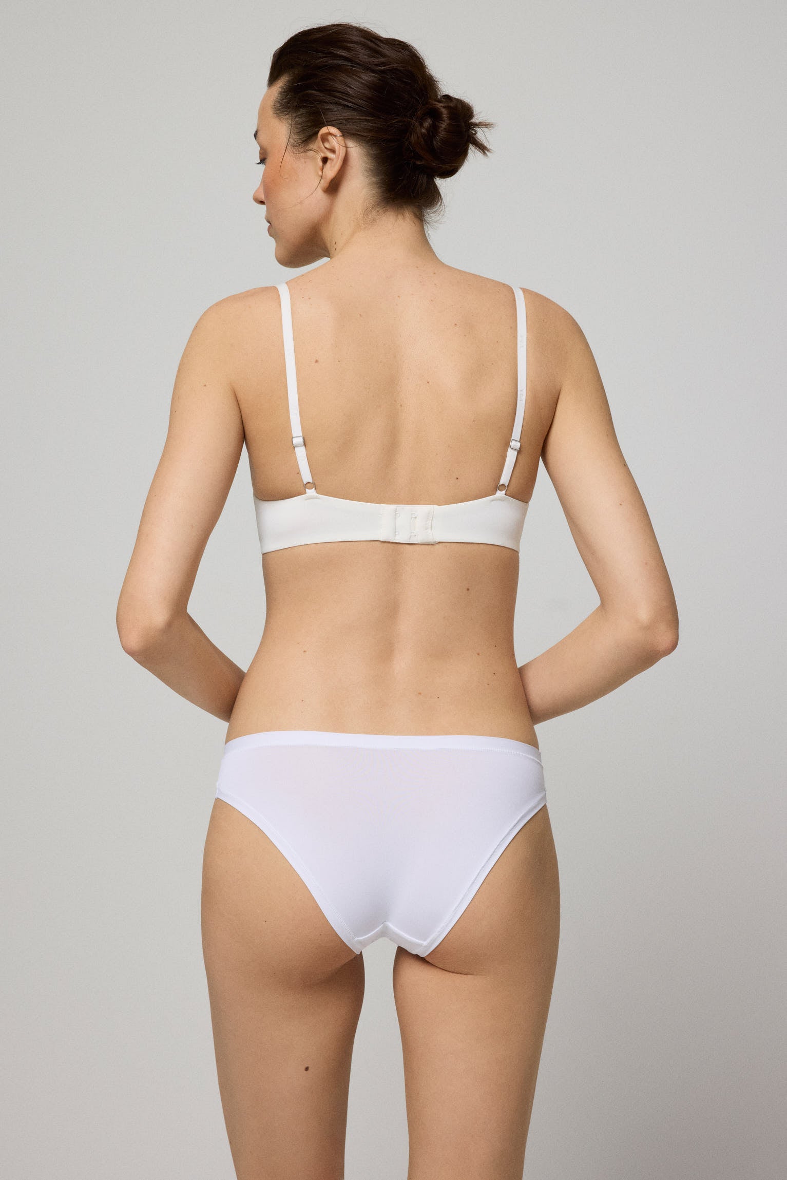 Pack of 2 white basic panties