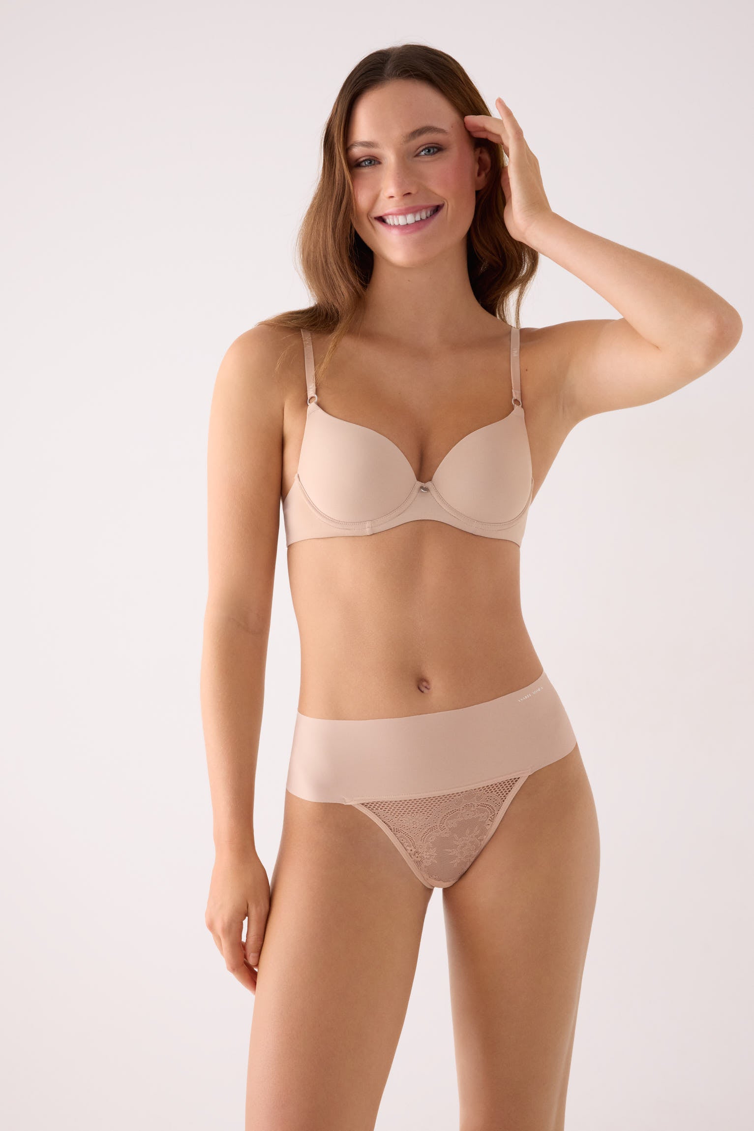 PREVENTA Tanga alto láser nude