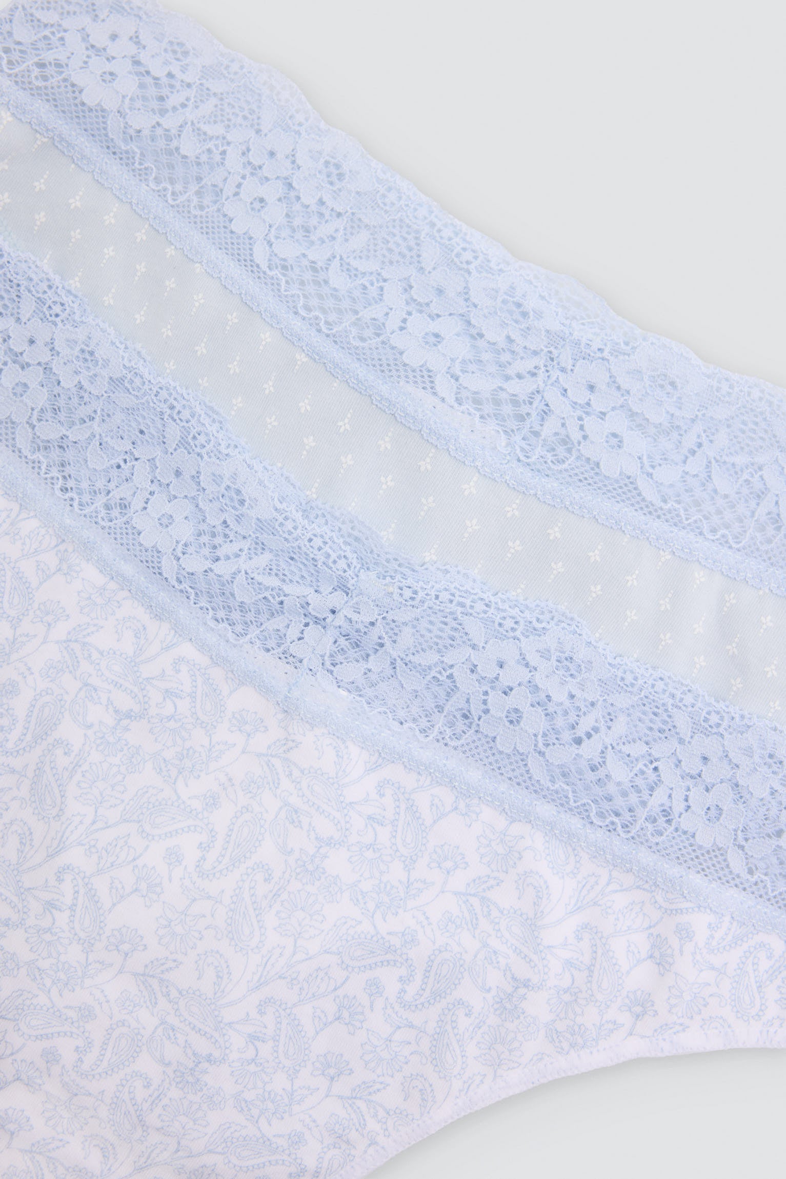 Pack de 2 tangas algodón estampados con ribete de encaje azul