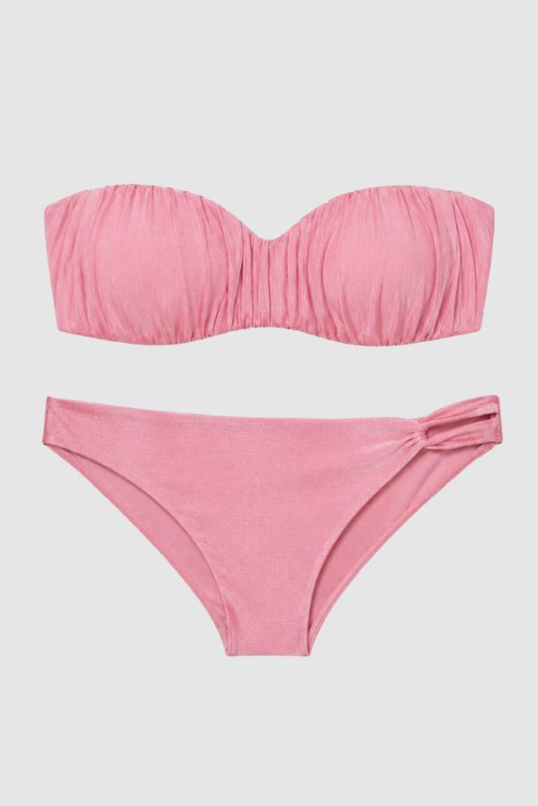 Bikini bandeau brillo rosa @maria.gomezg