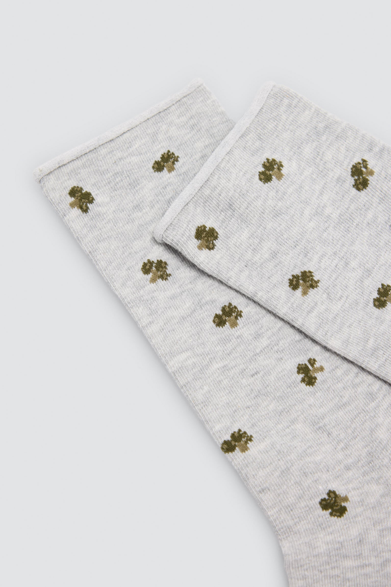 Pack 4 calcetines sin puño estampados motivos naturales