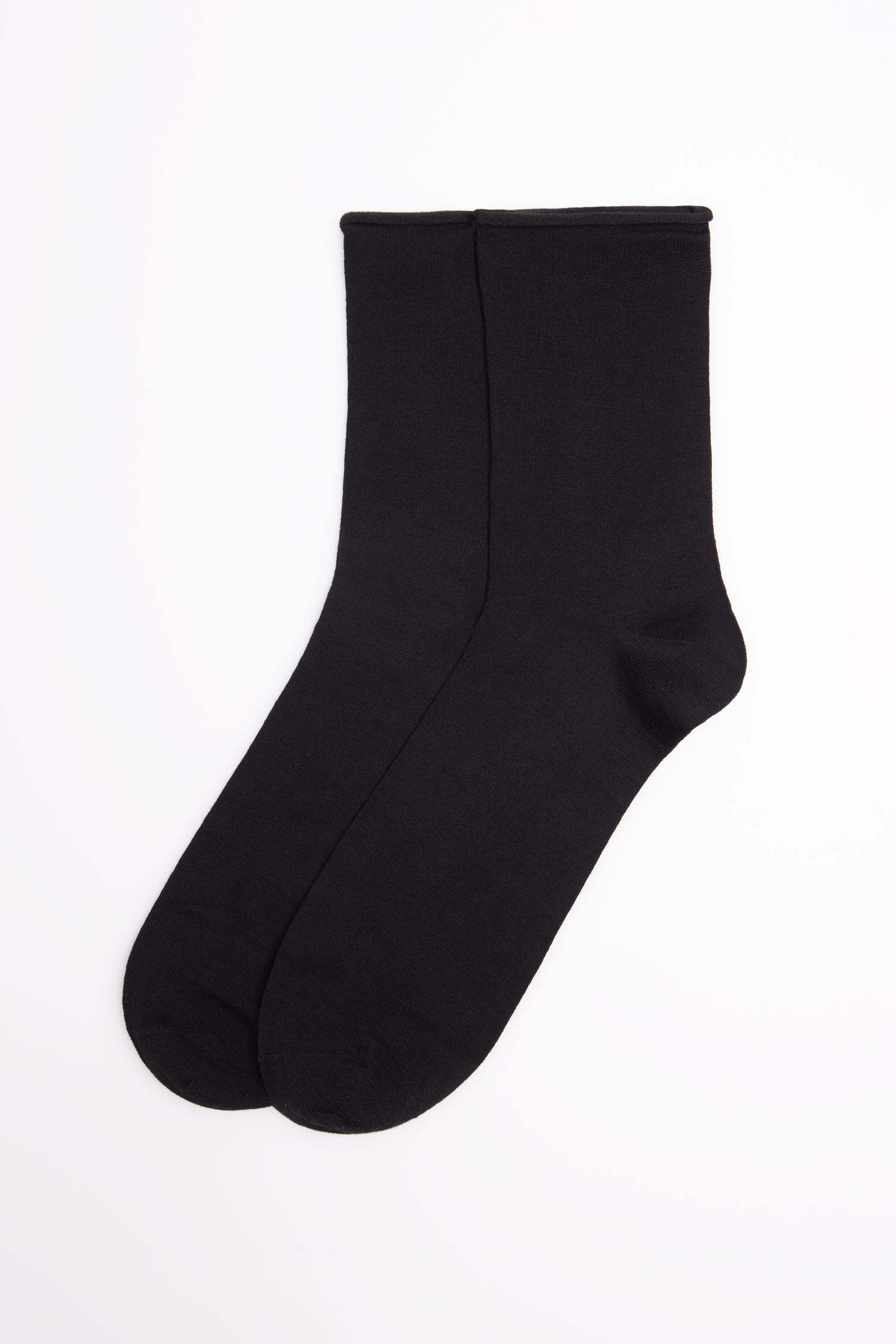 Basic socks without cuff black Scottish thread