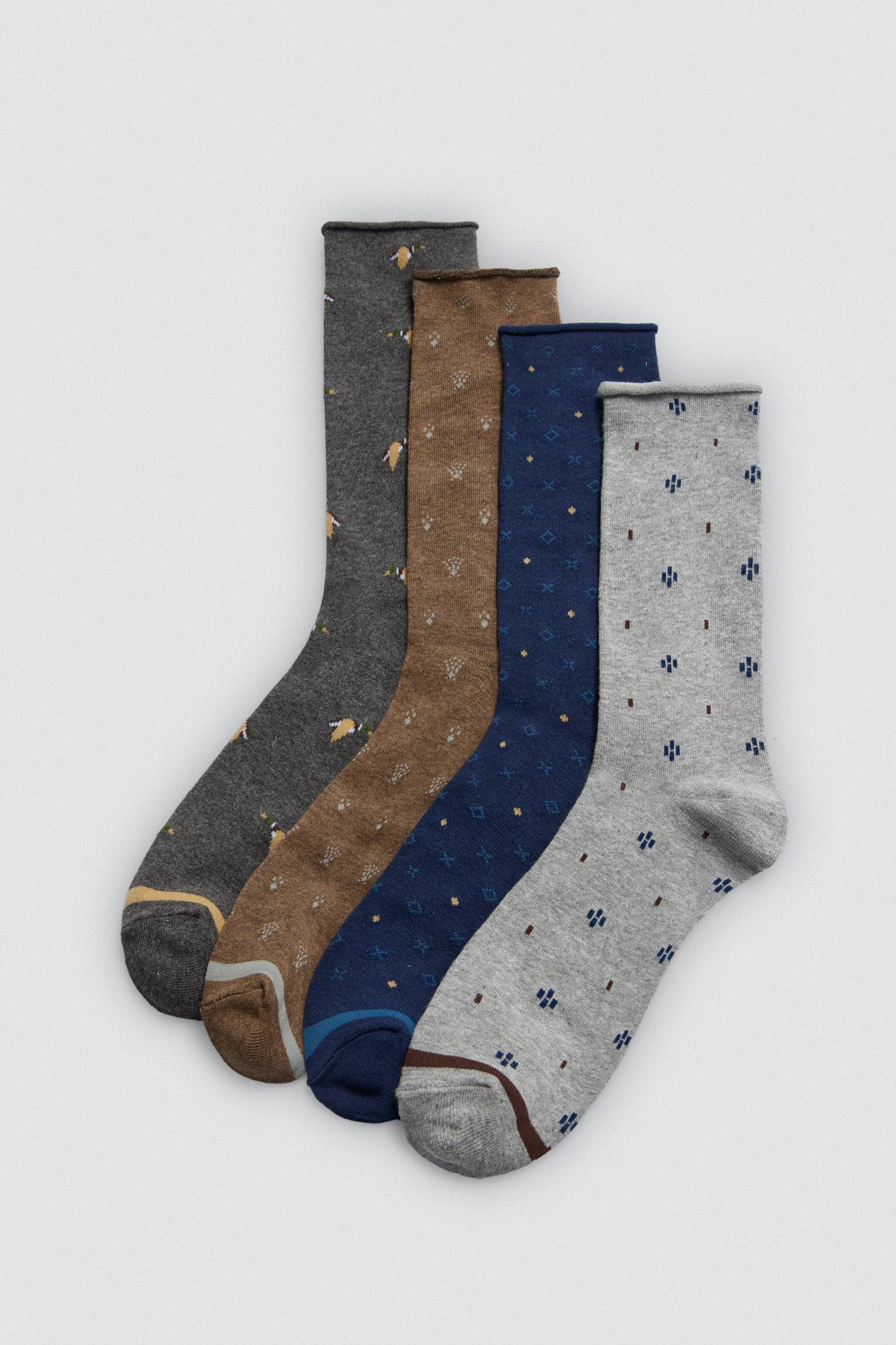 22947-1-pack-4-calcetines-altos-sin-puno-estampados