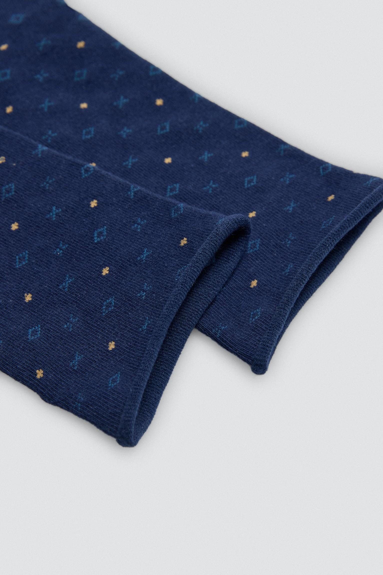 22947-5-pack-4-calcetines-altos-sin-puno-estampados