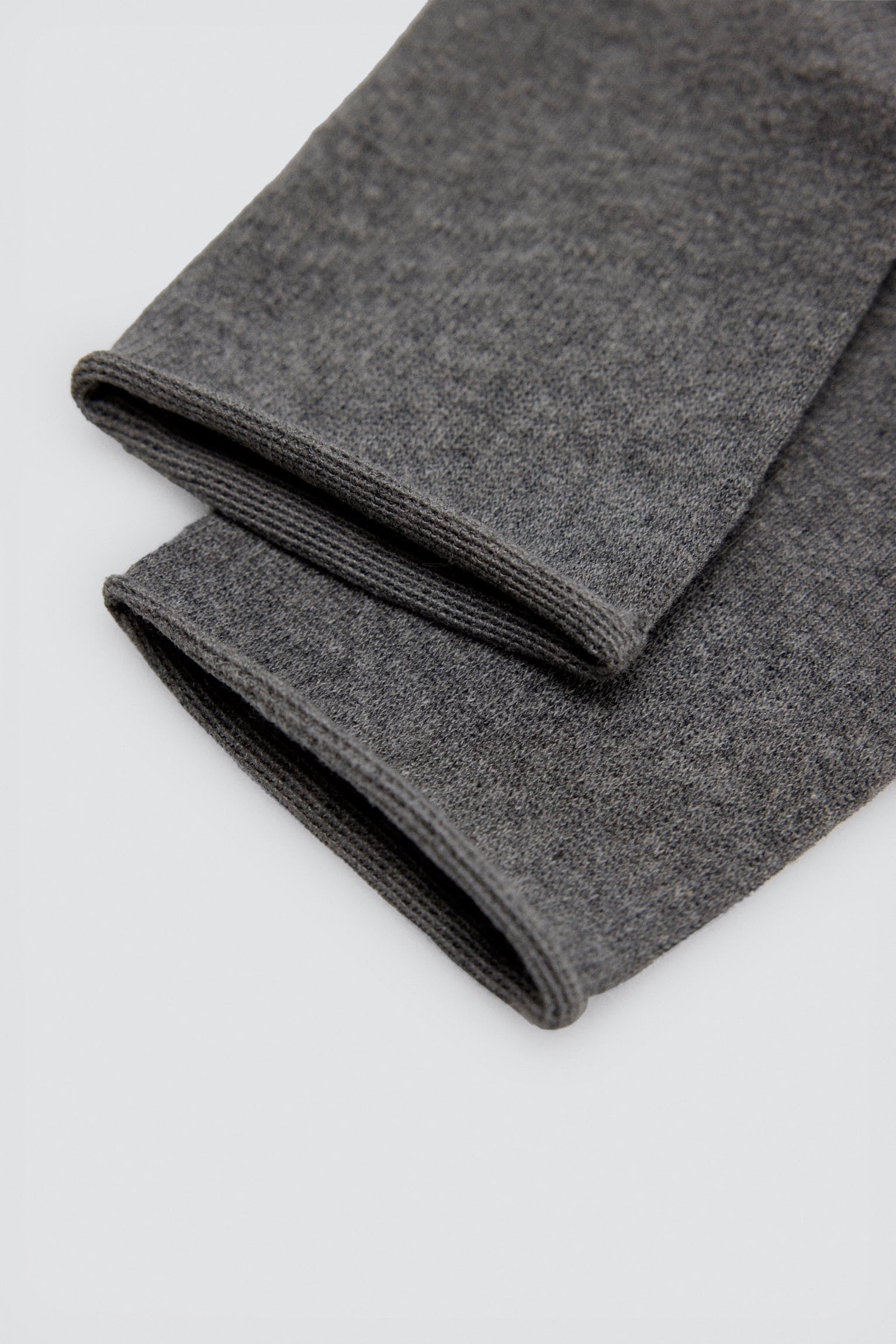 Pack 3 calcetines altos básicos lisos multicolor - Ysabel Mora