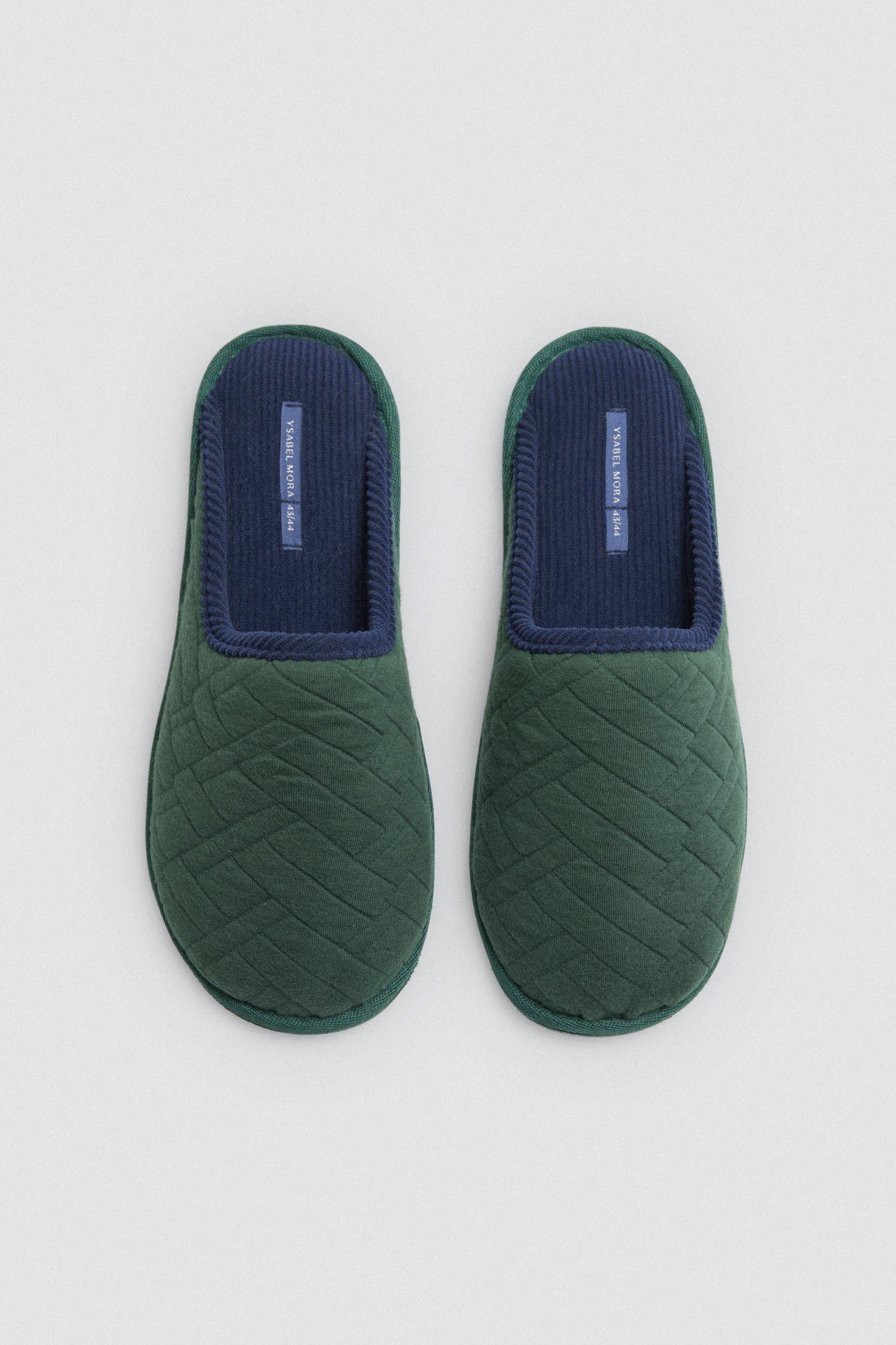 24081-3-zapatillas-pelo-estampado-etnico-verde