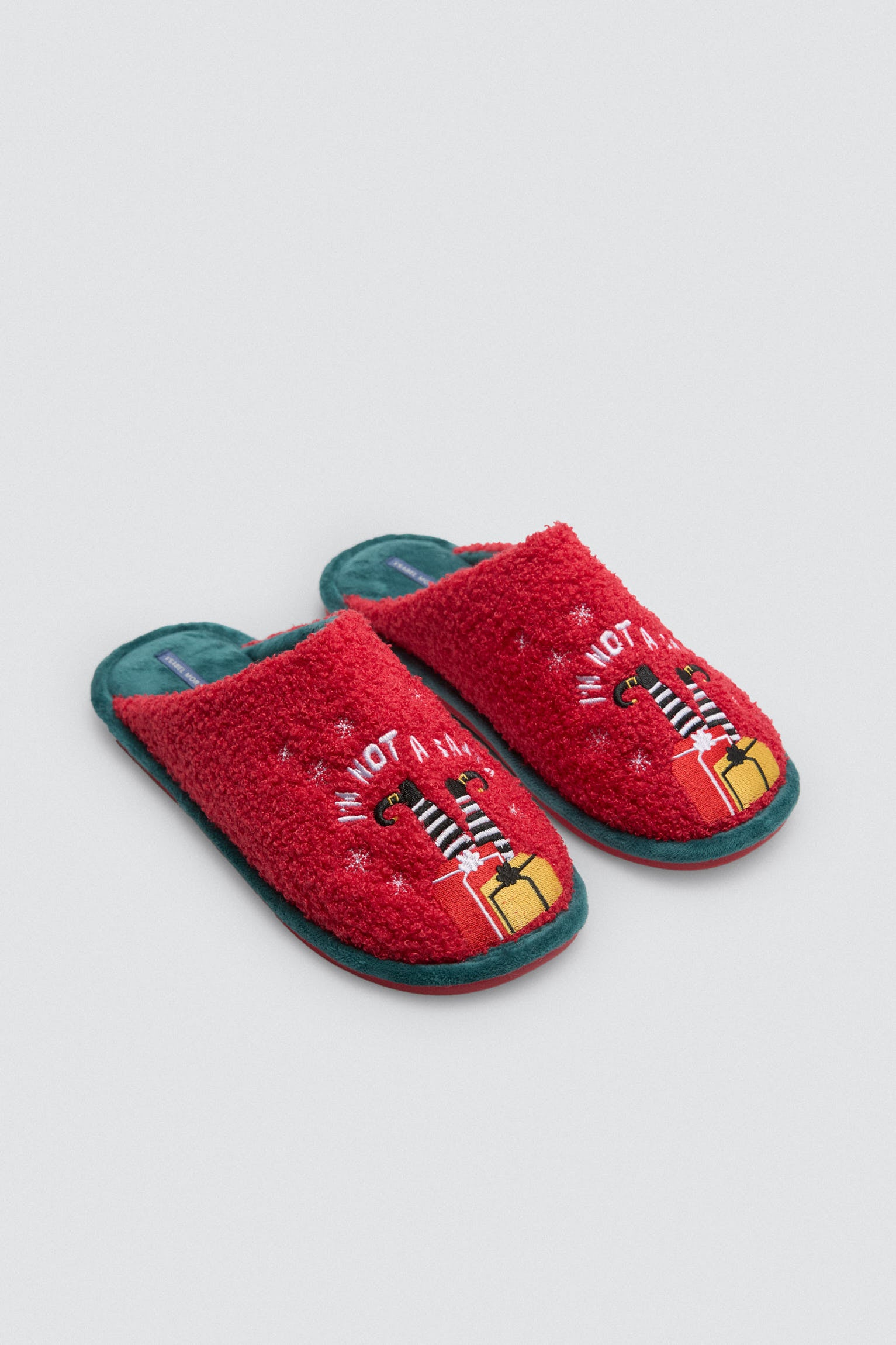 24087-2-zapatillas-casa-hombre-navidad-i'm-not-a-santa-ysabel-mora