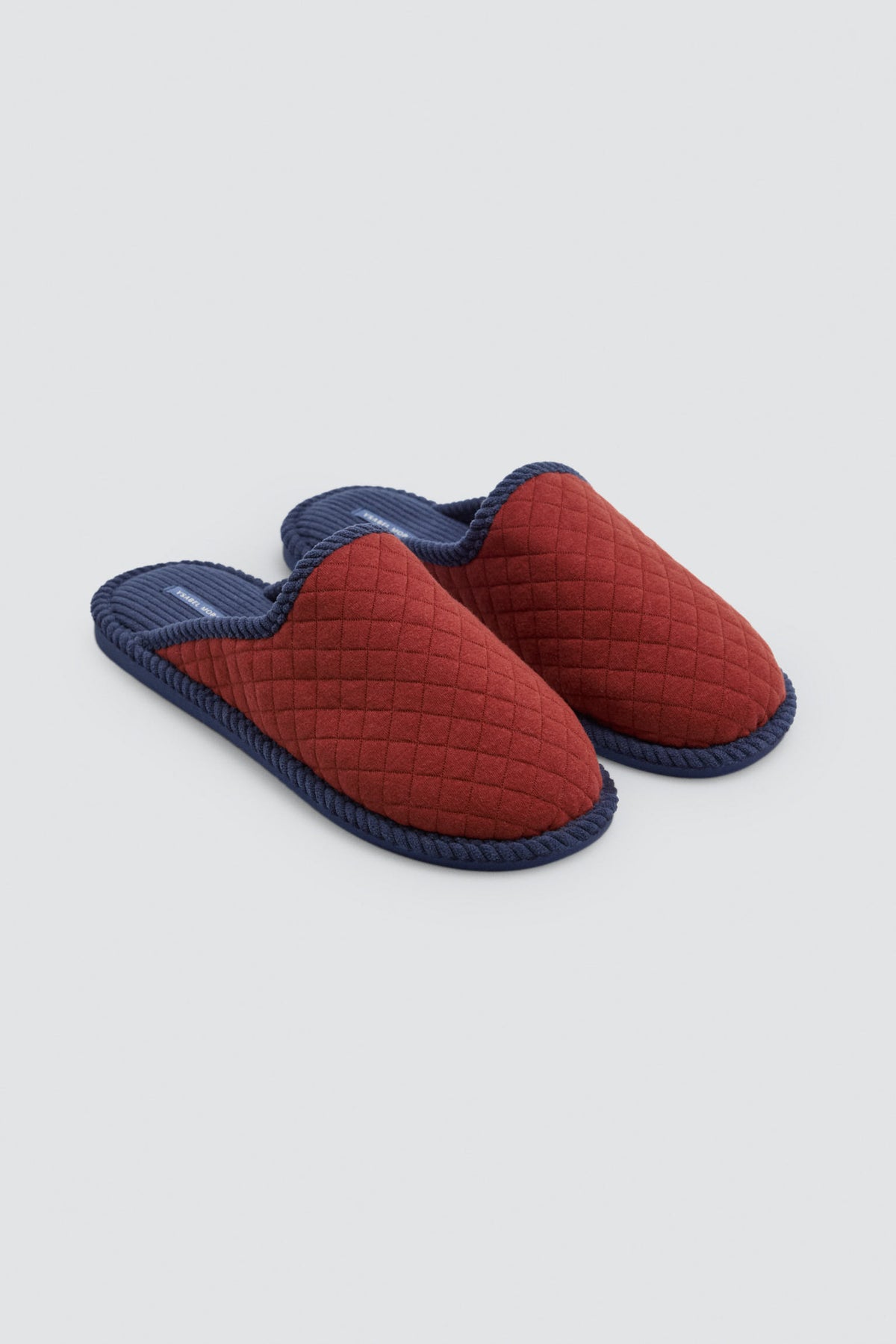 Zapatillas de casa acolchadas interior efecto pana colores contrastados burdeos