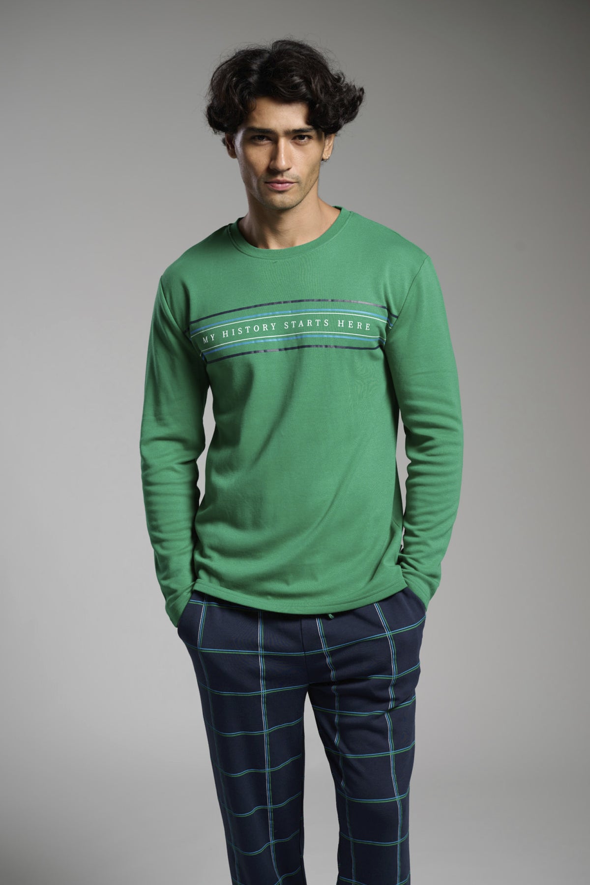 Pijama largo hombre afelpado estampado My History Starts Here