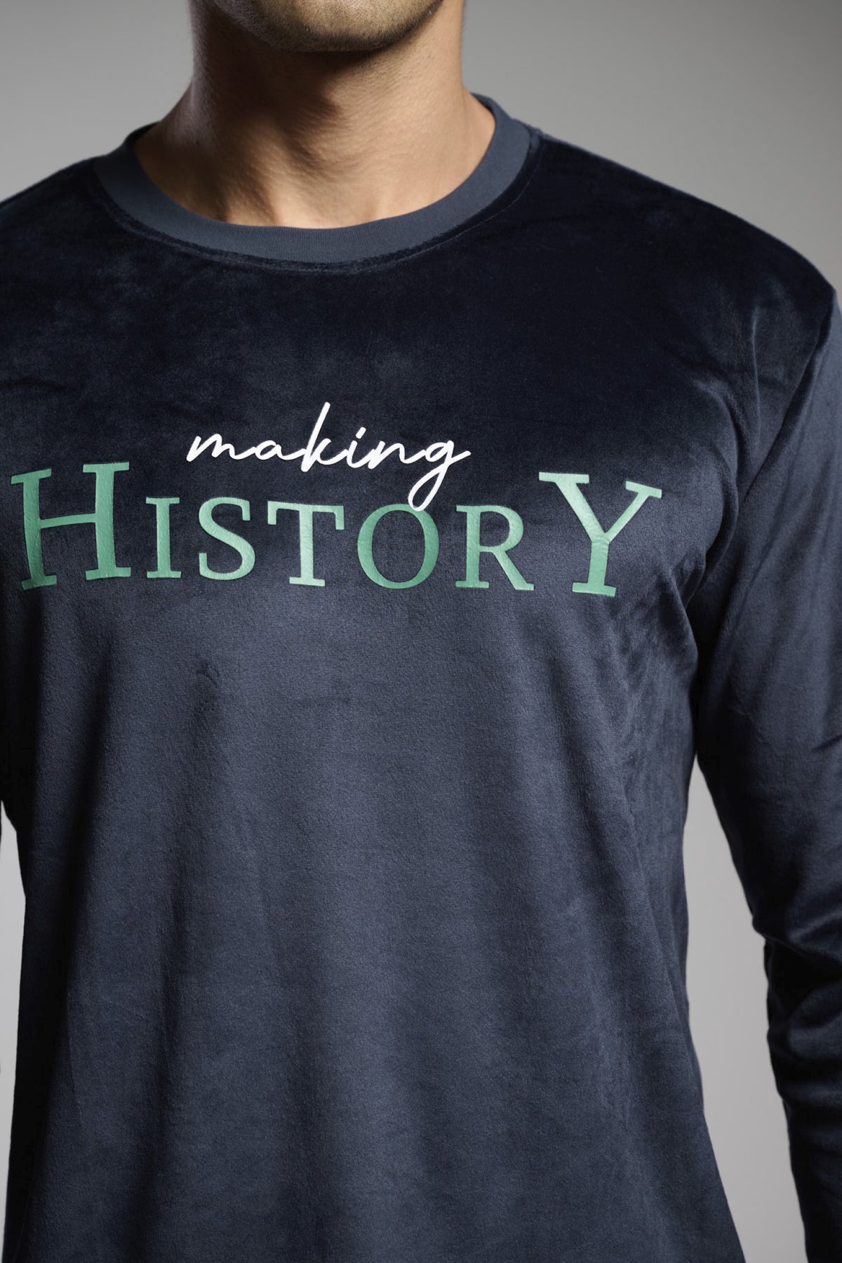 Pijama largo hombre terciopelo estampado cuadros making History