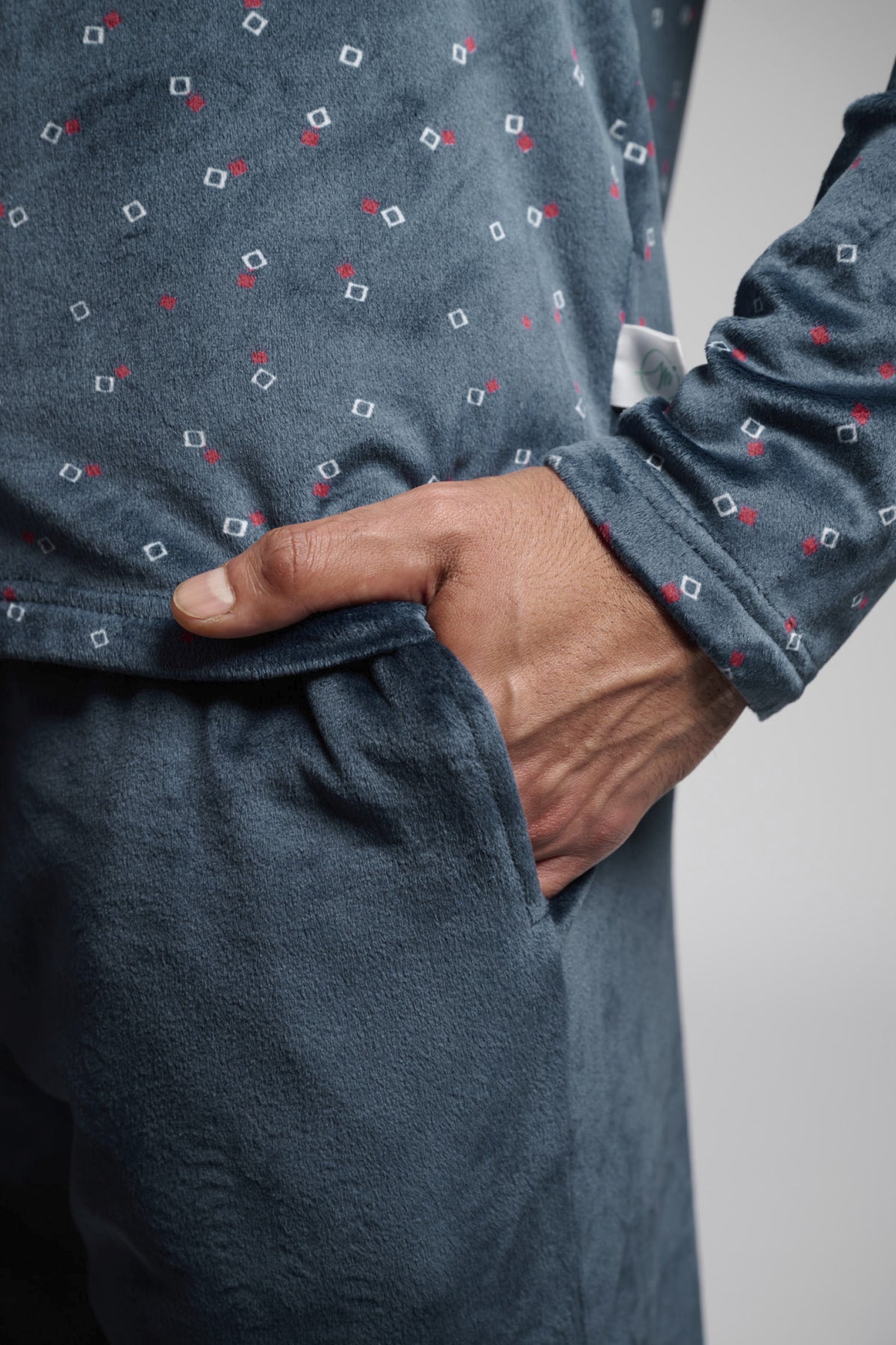 Pijama largo de hombre de terciopelo estampado cuadrados
