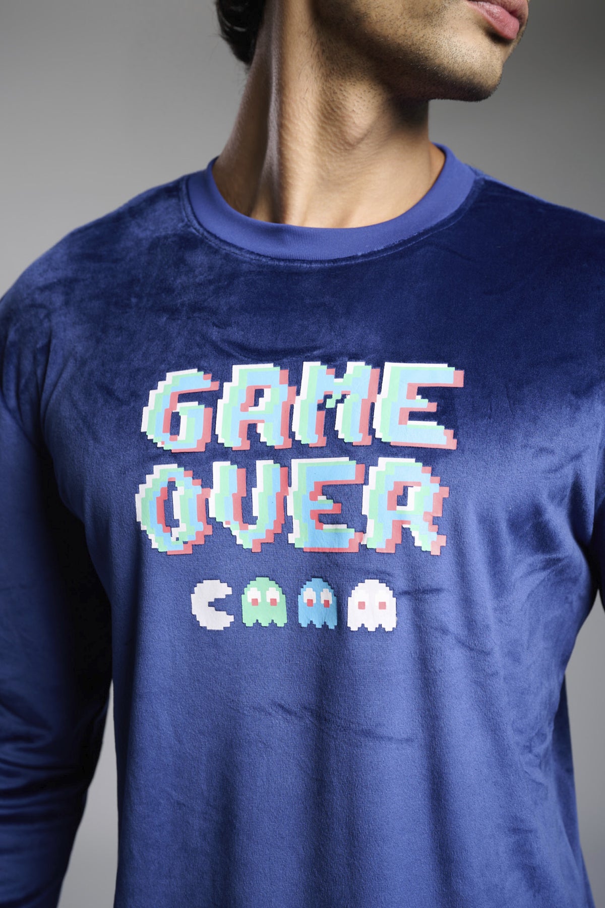 Pijama largo hombre terciopelo estampado Game Over