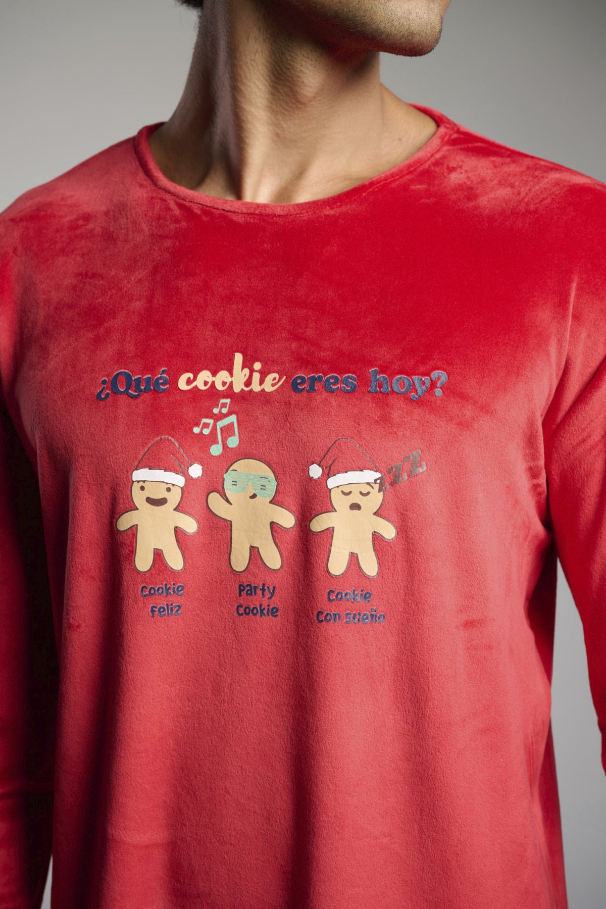 Pijama largo terciopelo hombre navidad estampado galletas de jengibre