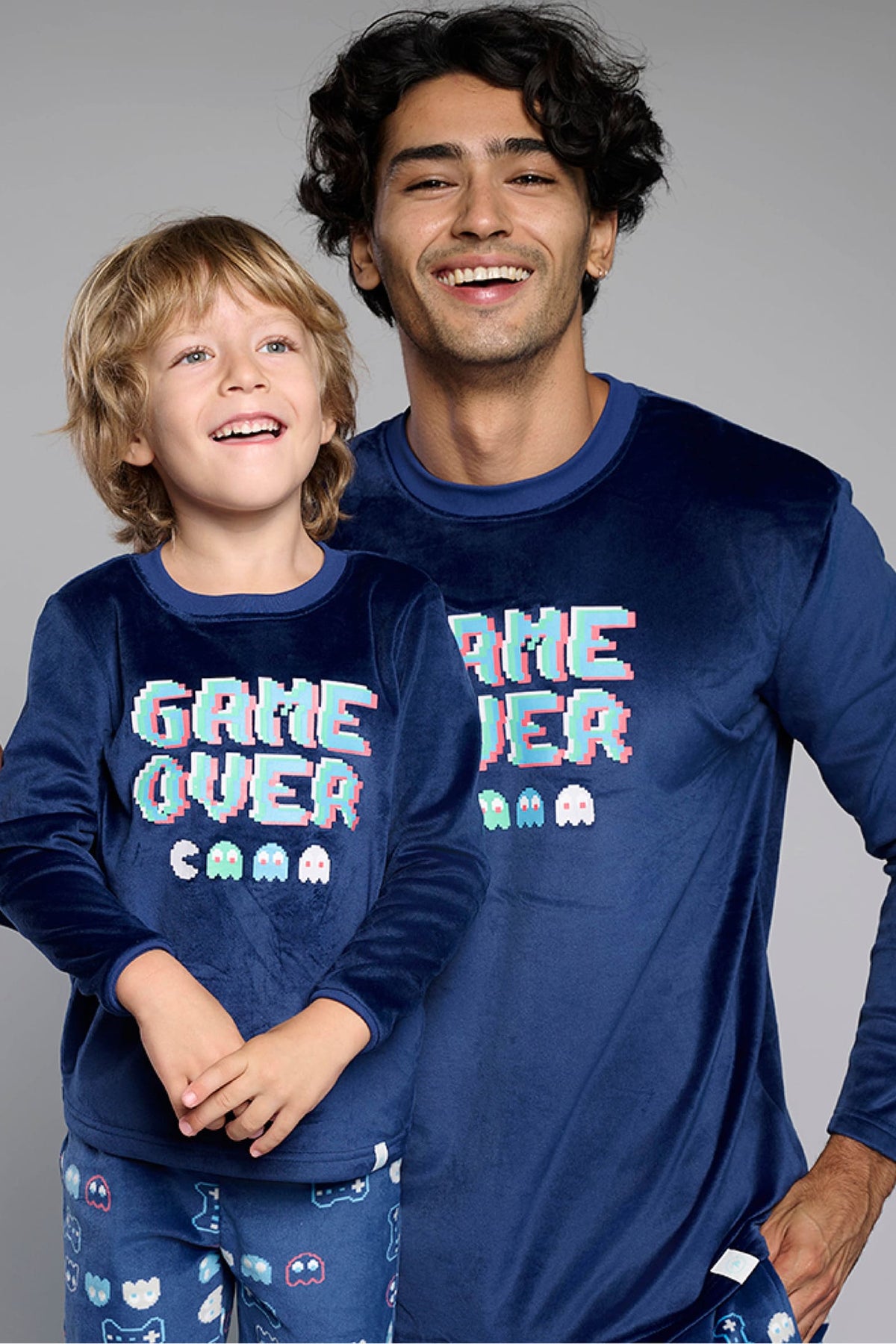 Pijama largo niño terciopelo Game Over