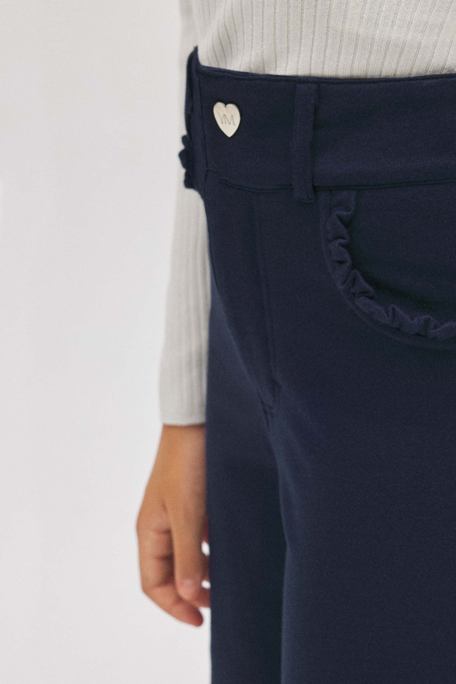 33248-5-pantalones-nina-ancho-detalle-bolsillos-marino-ysabel-mora