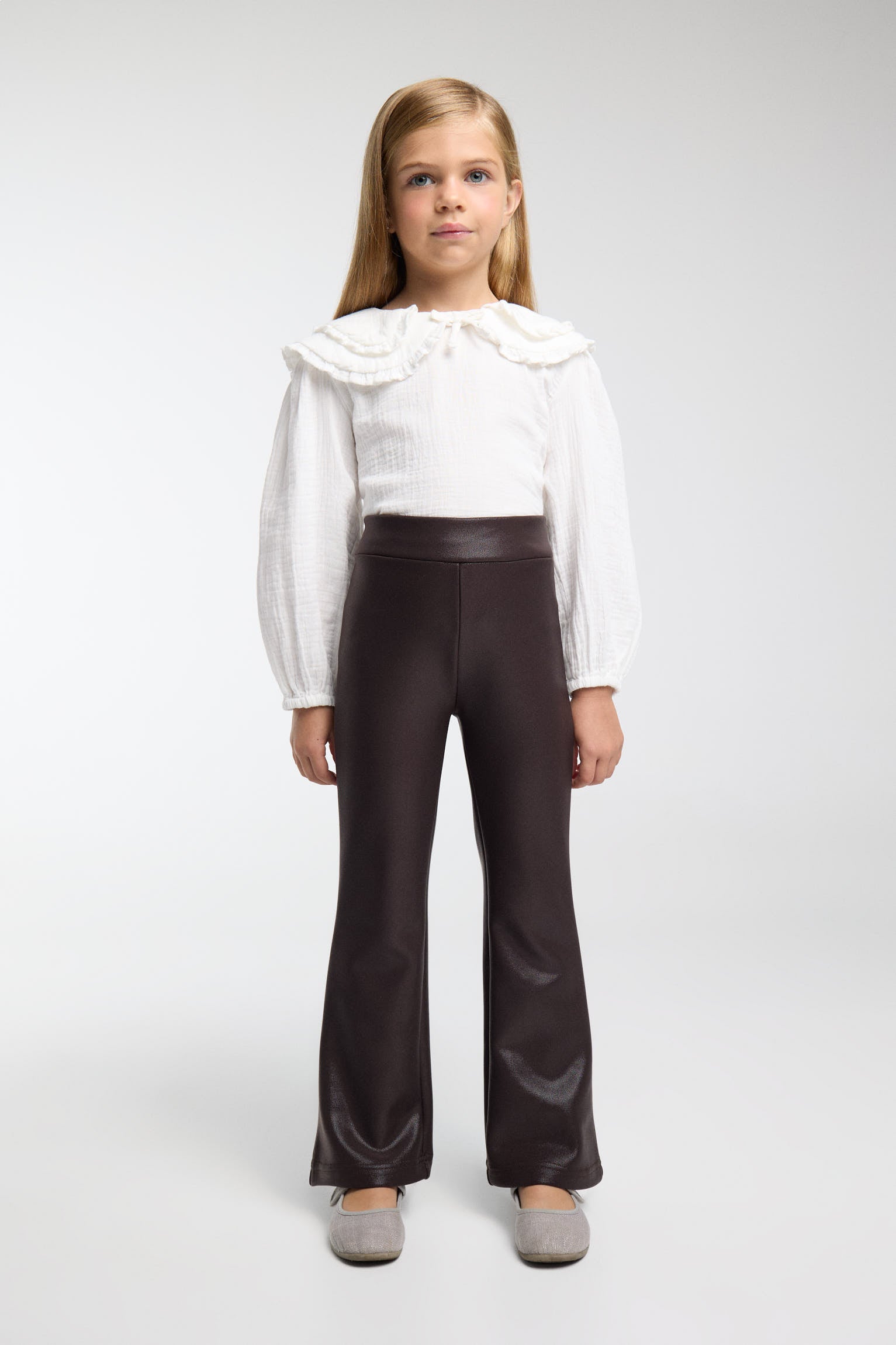 TÉRMICO Pantalón afelpado niña efecto piel flare chocolate