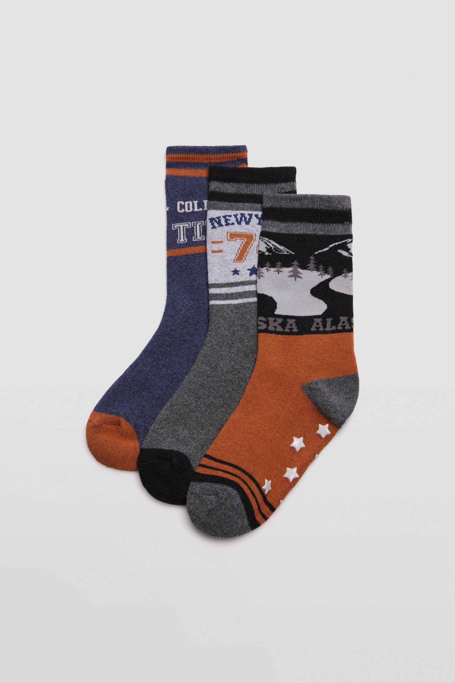 Pack of 3 boys' College print non-slip thermal socks