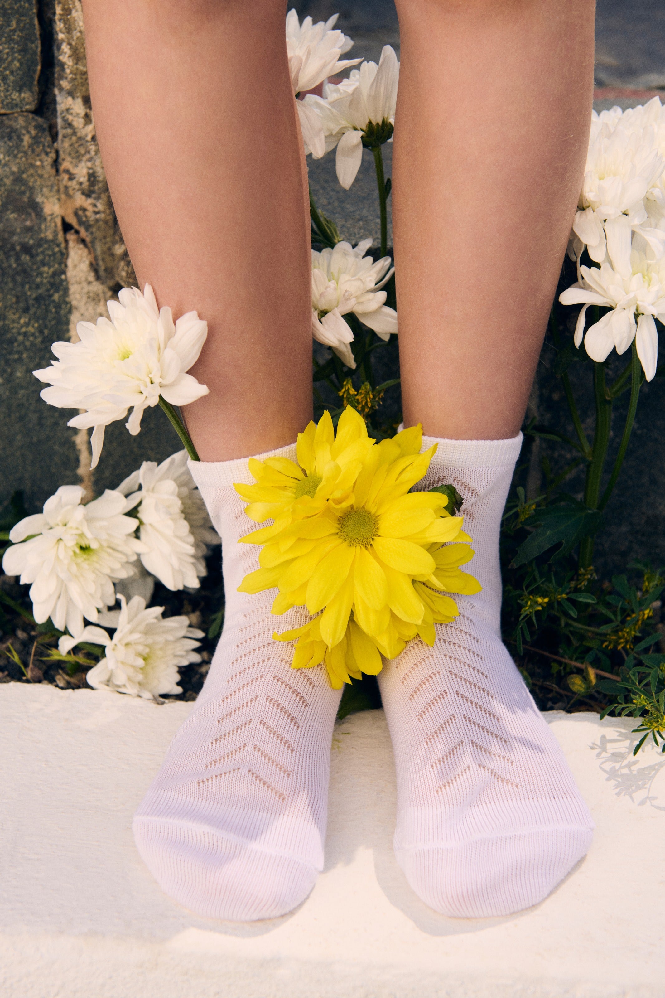 Calcetines infantiles calados blanco