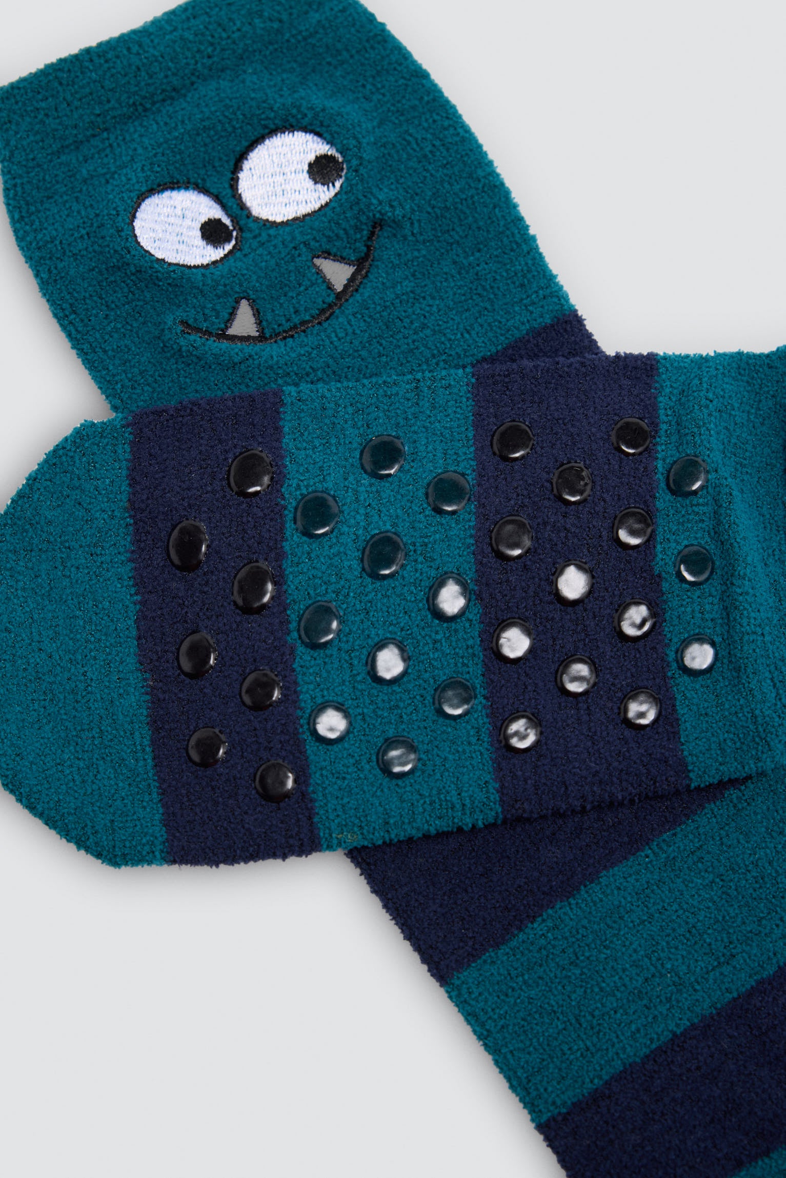 Pack 3 calcetines niño antideslizantes monstruos estampado rayas