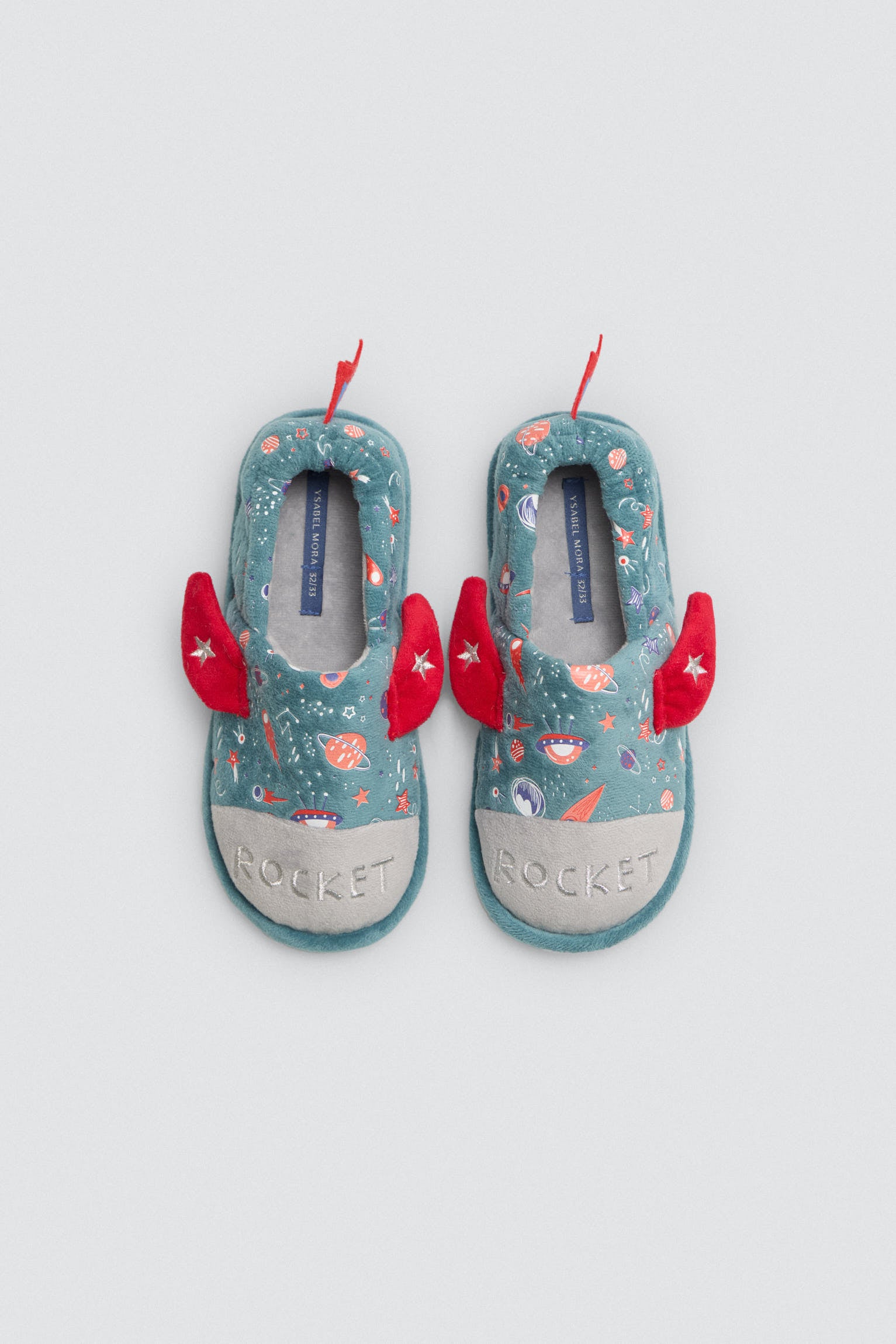 44043-3-zapatillas-de-casa-infantiles-cohete-3d-con-detalles-espaciales