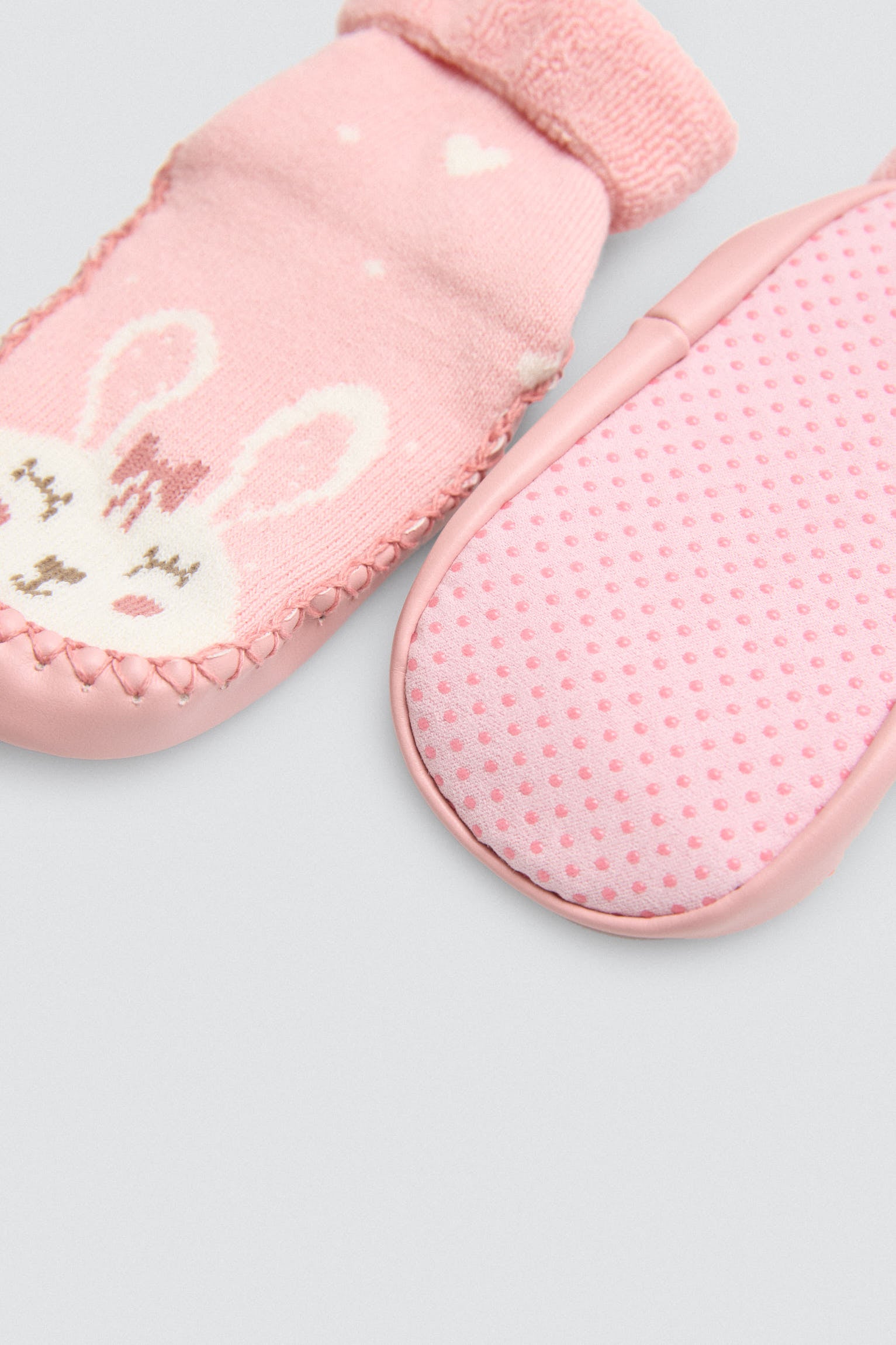 52878-2-calcetin-zapatilla-casa-termico-bebe-ysabel-mora