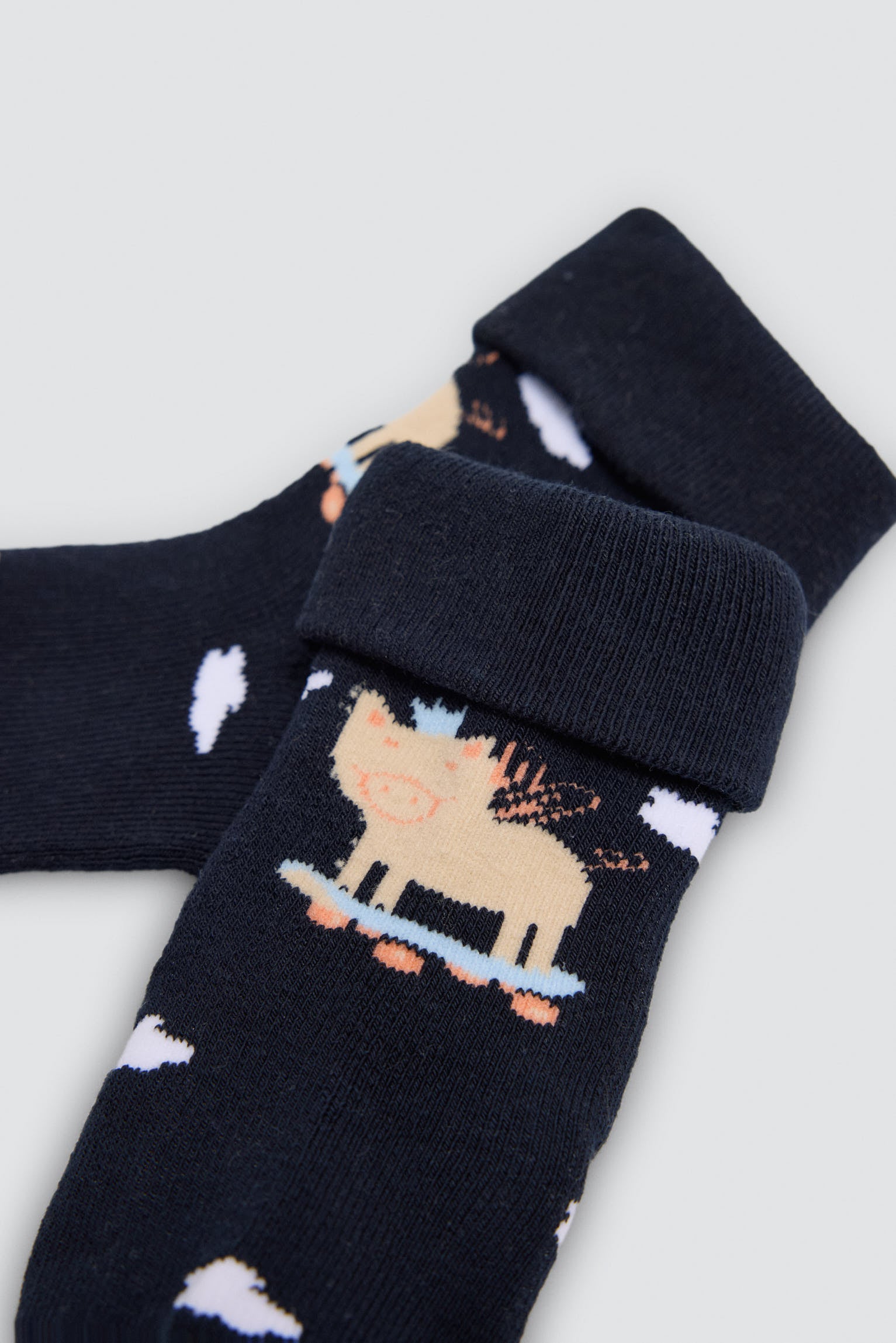 Pack 4 calcetines bebé térmicos estampado tractores y cerdos