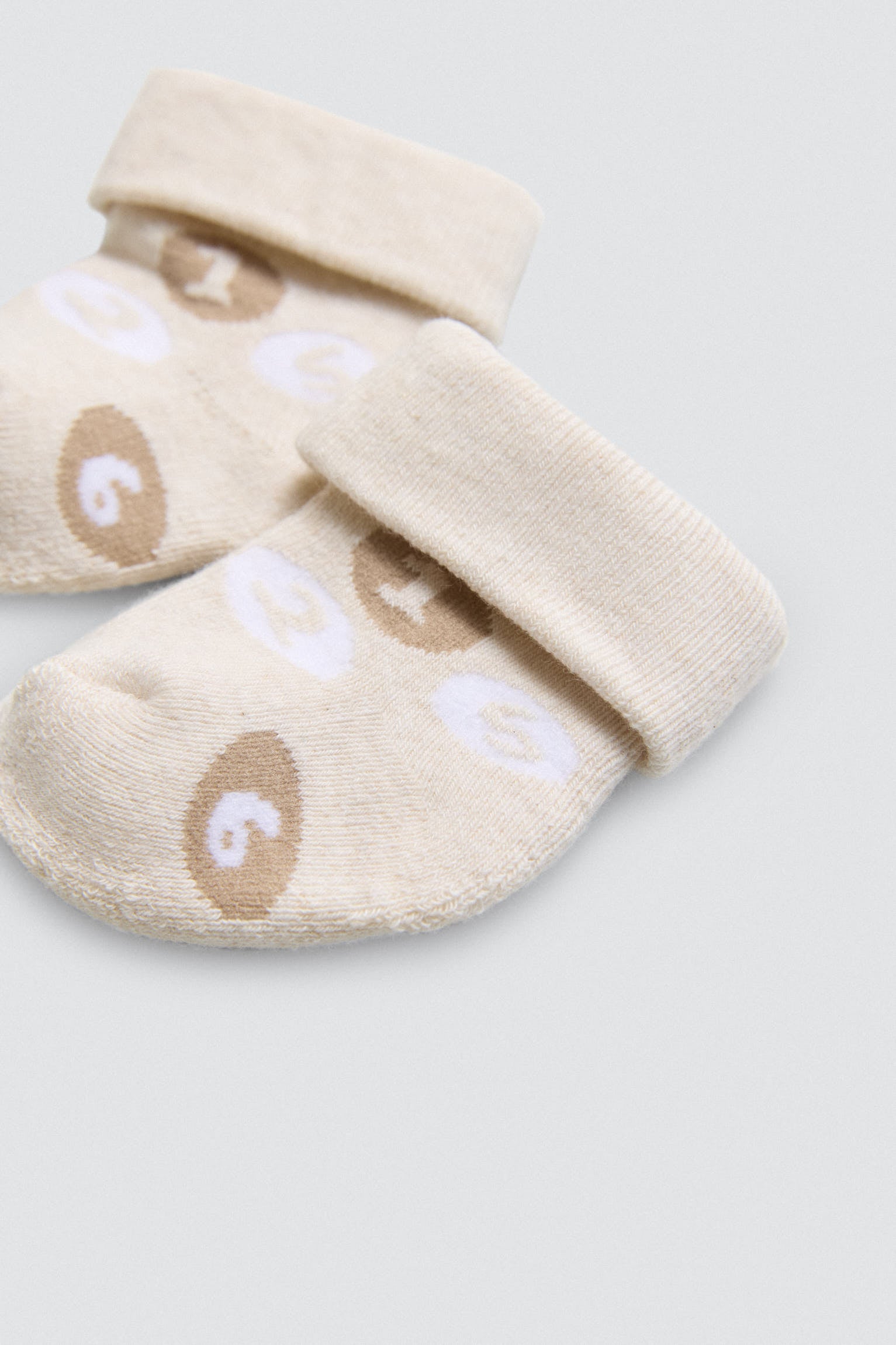 62826KIT-9-pack-calcetines-termicos-bebe-recien-nacido-ysabel-mora