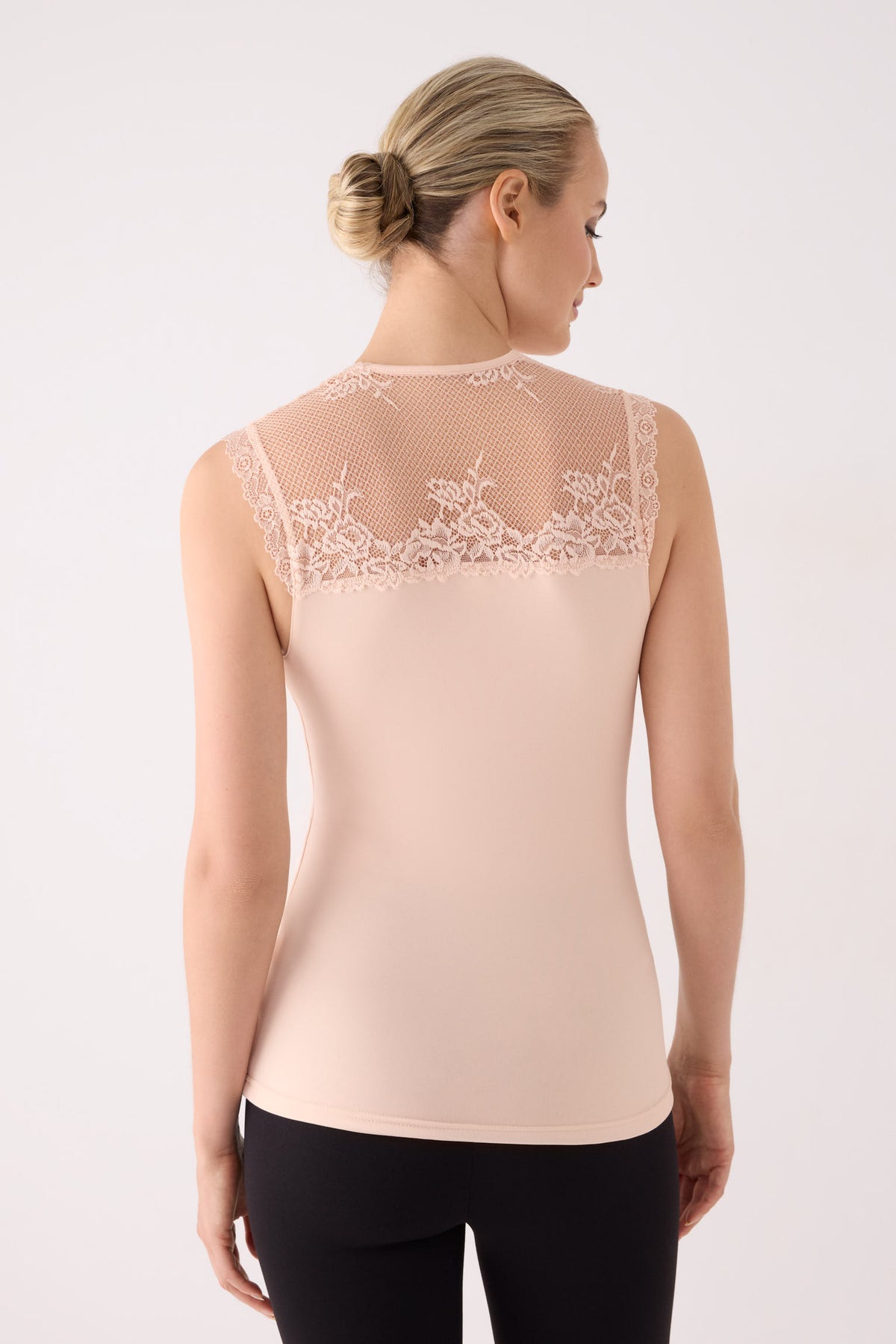 TÉRMICO Camiseta mujer sin mangas con encaje beige