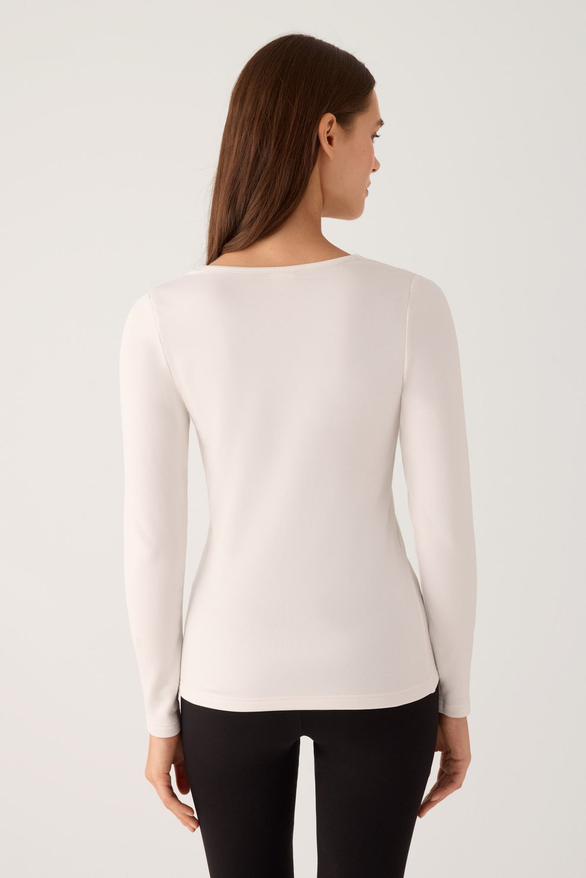 TÉRMICO Camiseta mujer manga larga escote V con encaje marfil